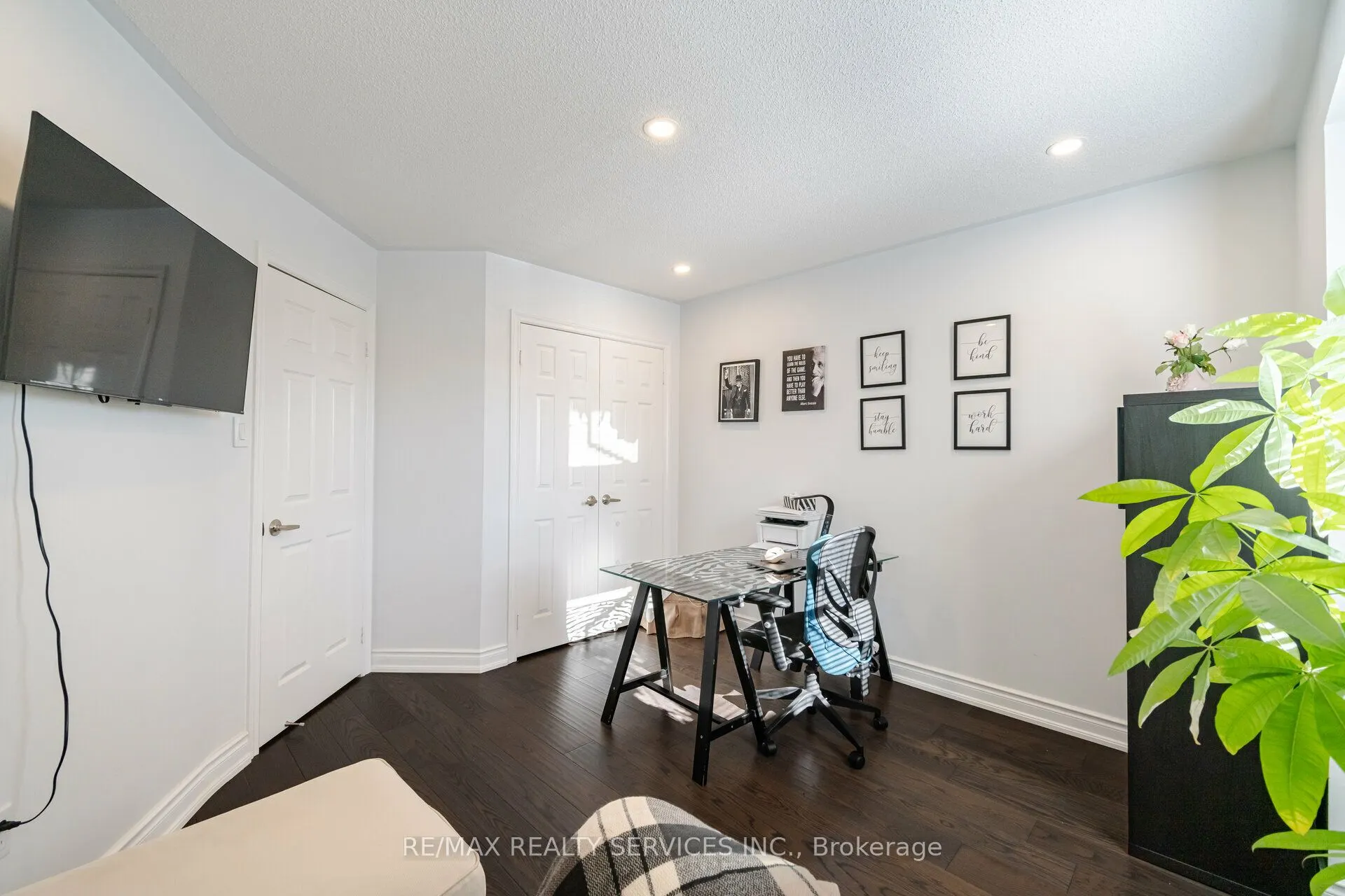 5749 Greensboro Drive