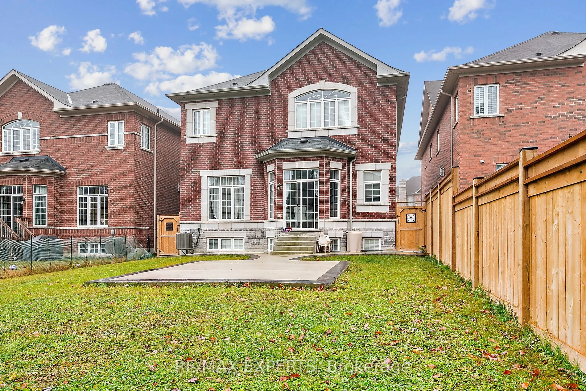 17 Monarch Drive