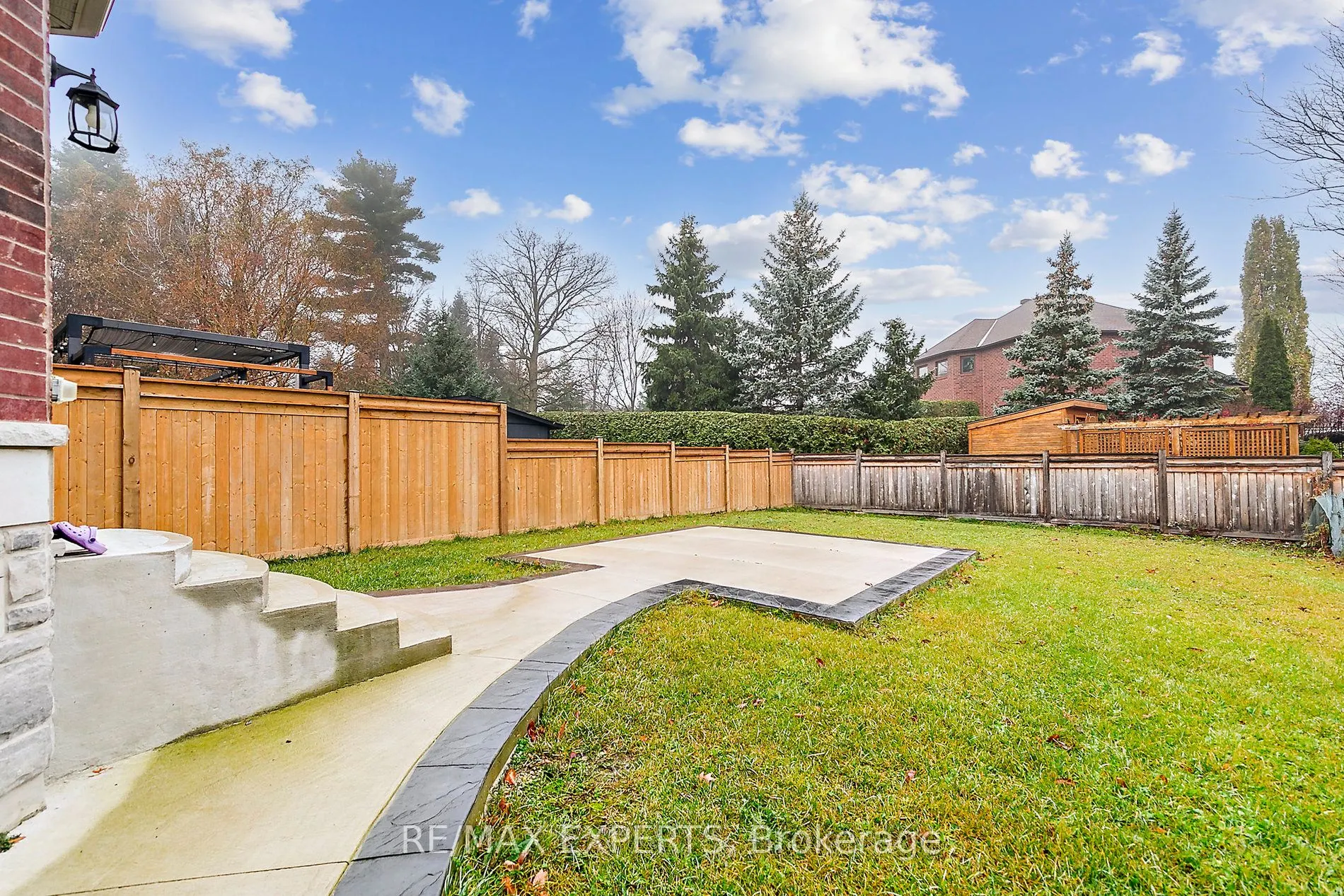 17 Monarch Drive
