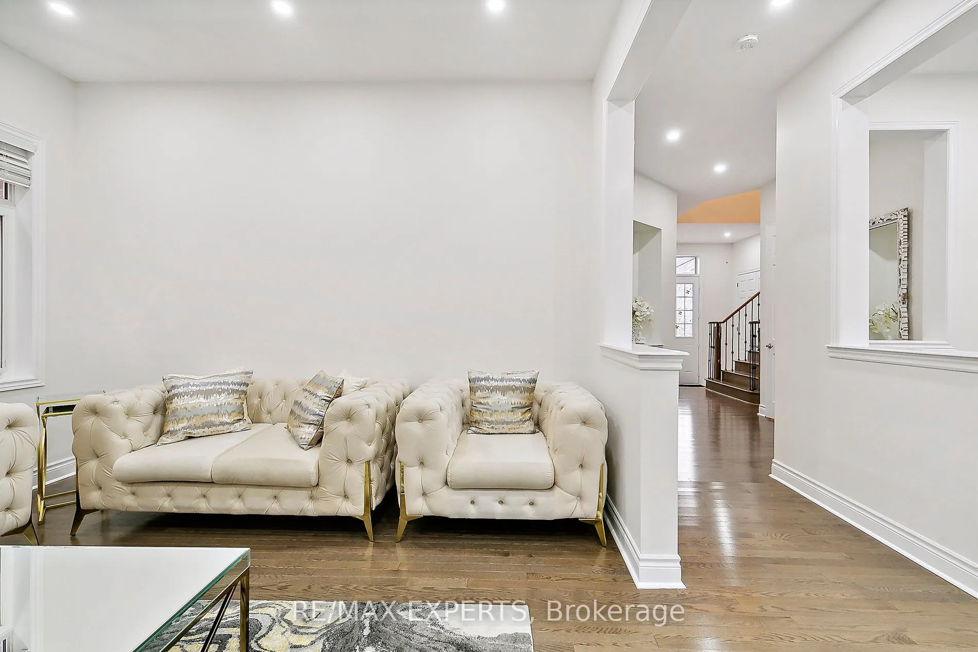 17 Monarch Drive