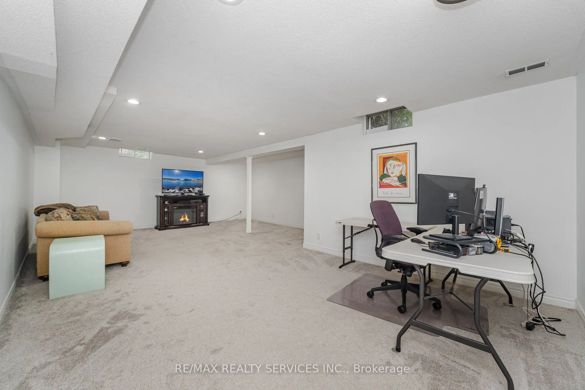 33 Carnforth Drive