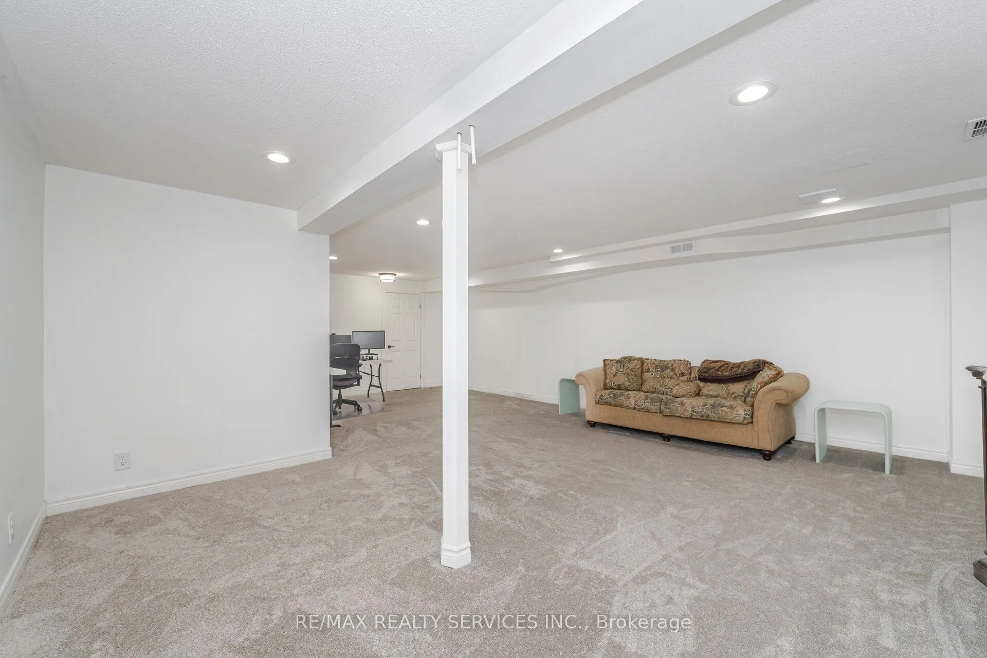 33 Carnforth Drive