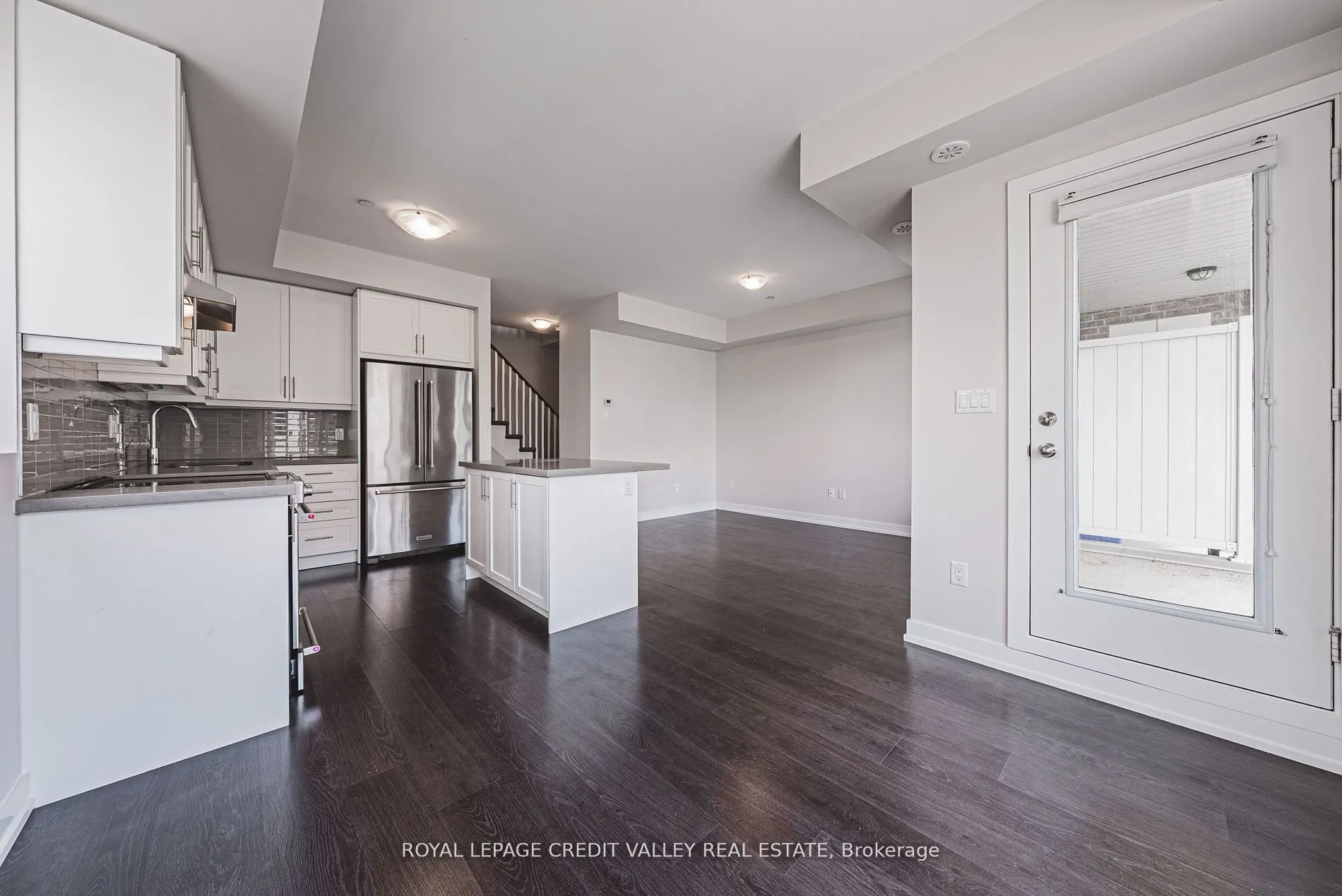 256 Royal York Road E, #116