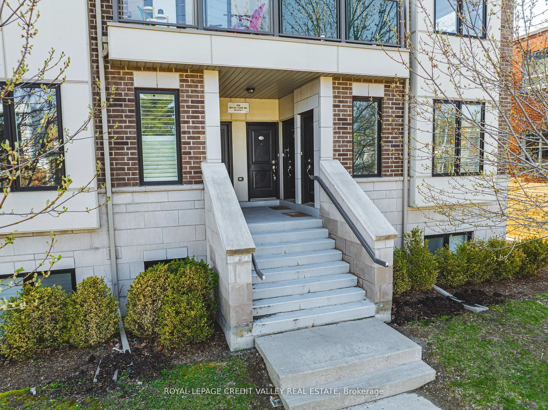 256 Royal York Road E, #116