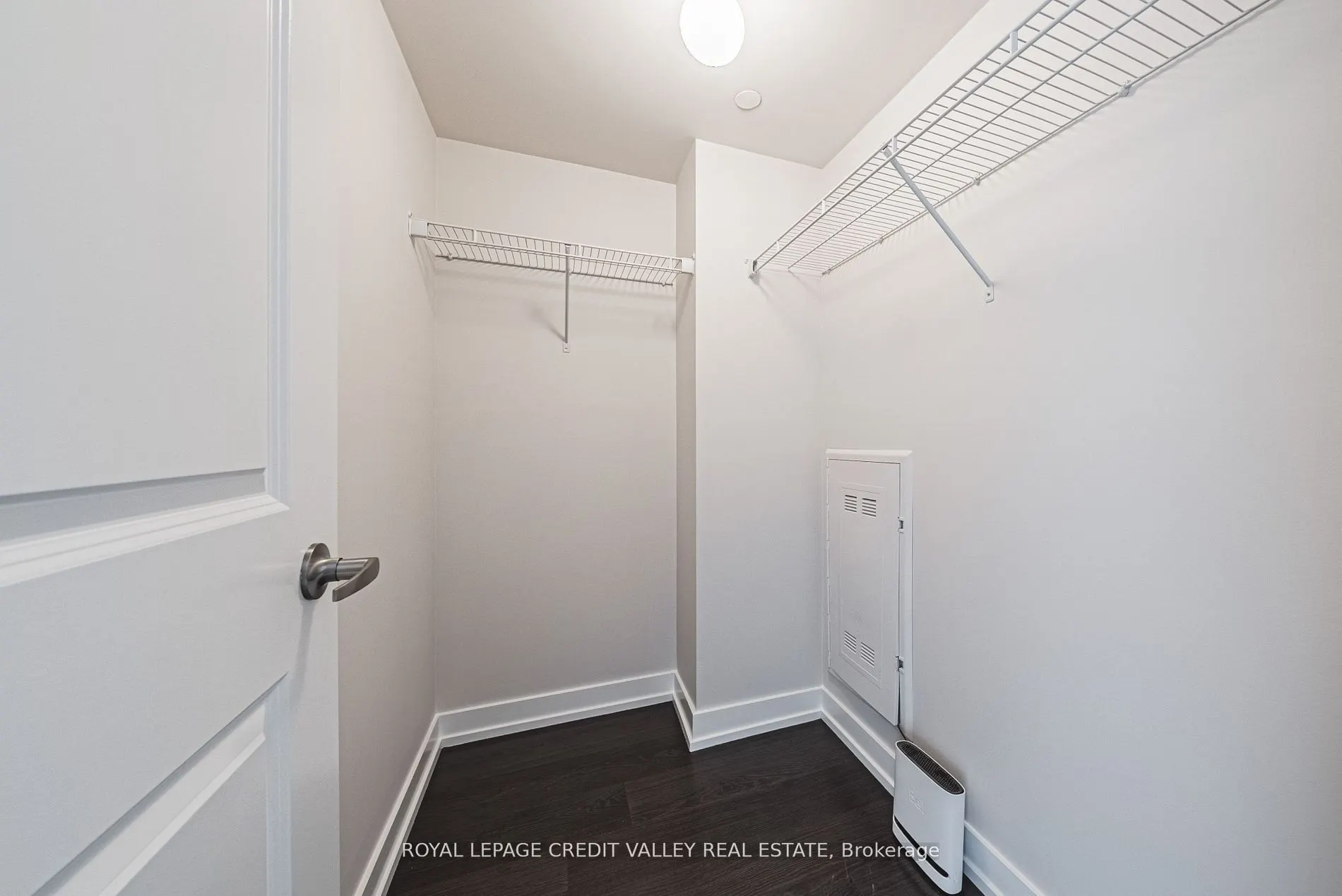 256 Royal York Road E, #116
