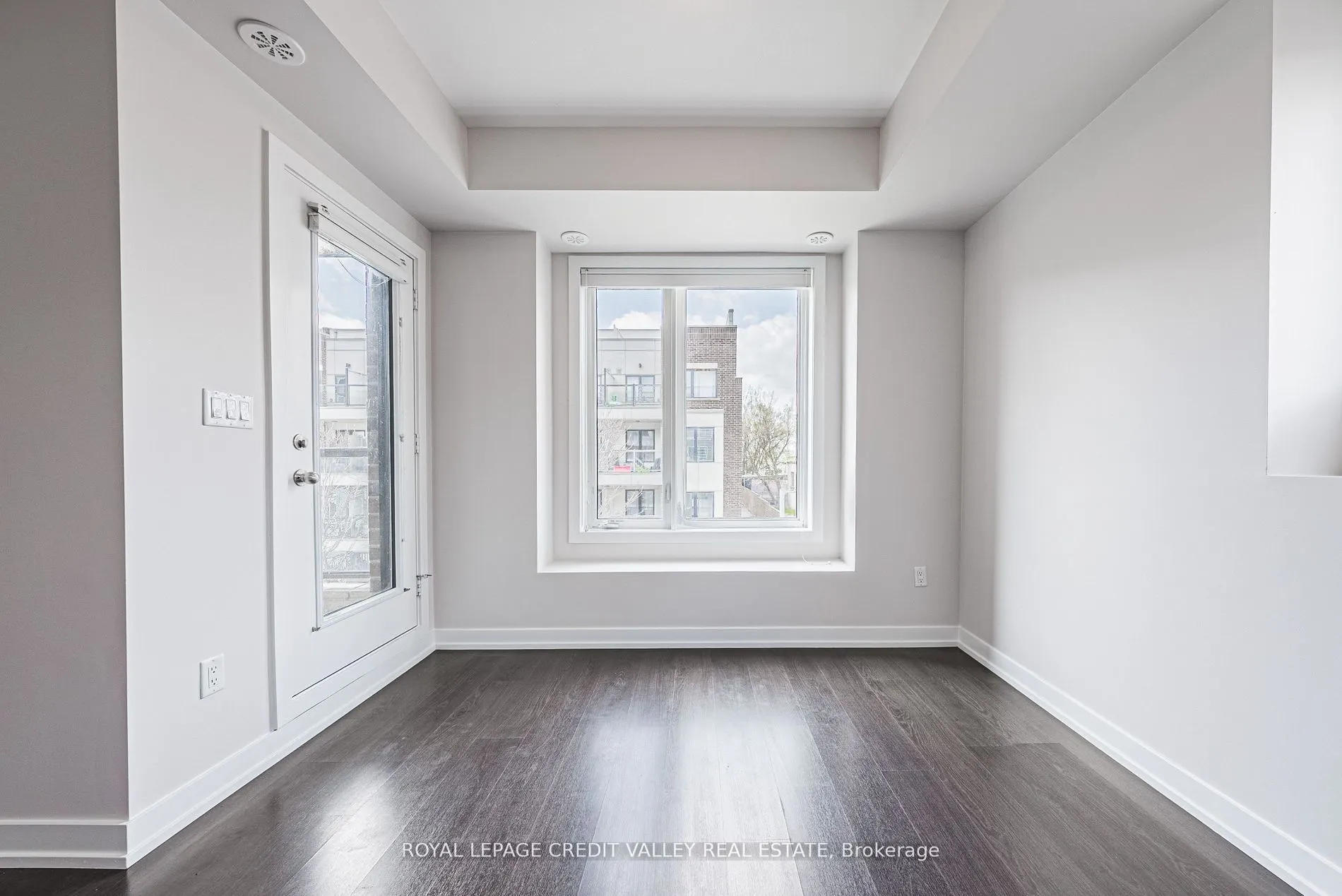 256 Royal York Road E, #116