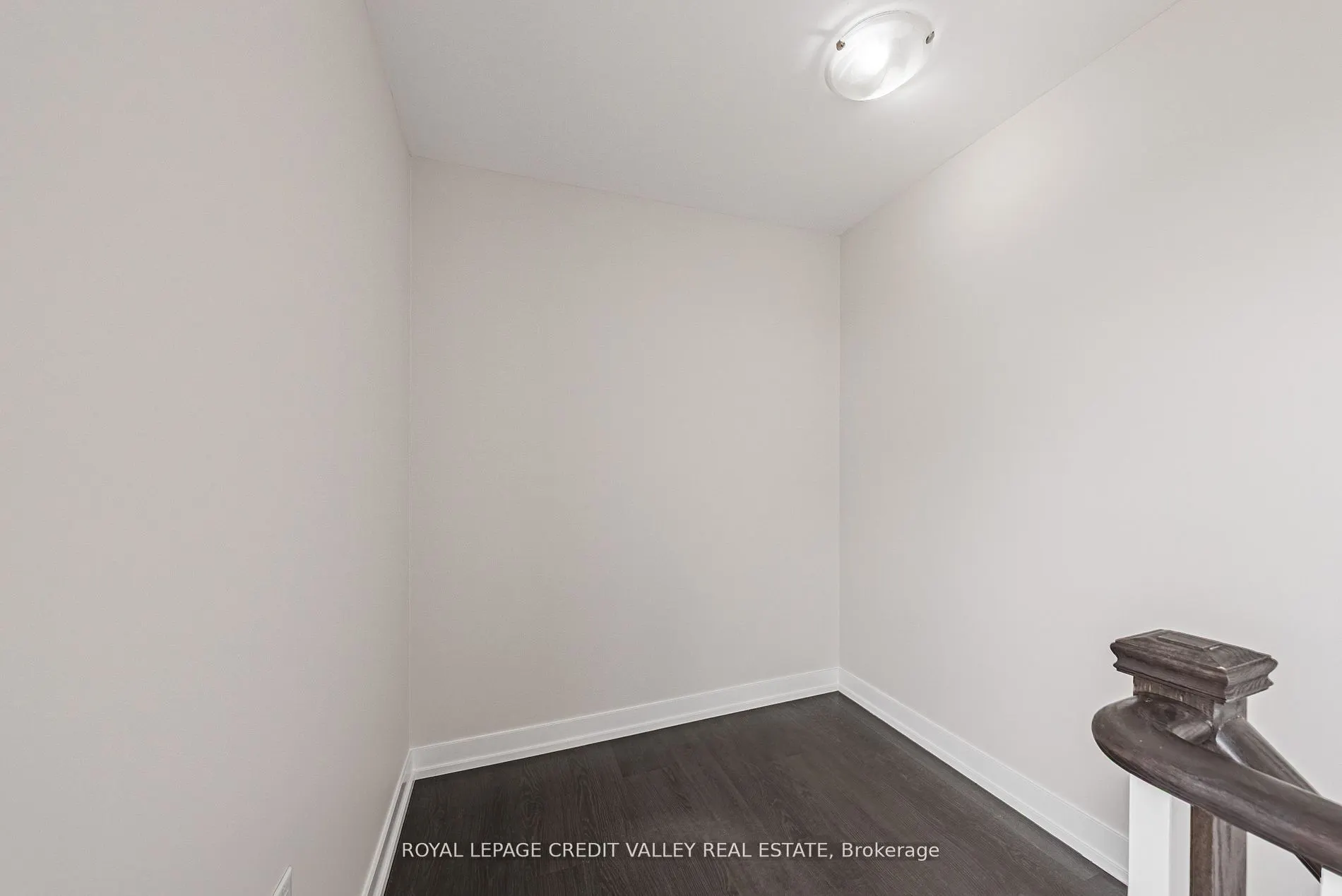 256 Royal York Road E, #116