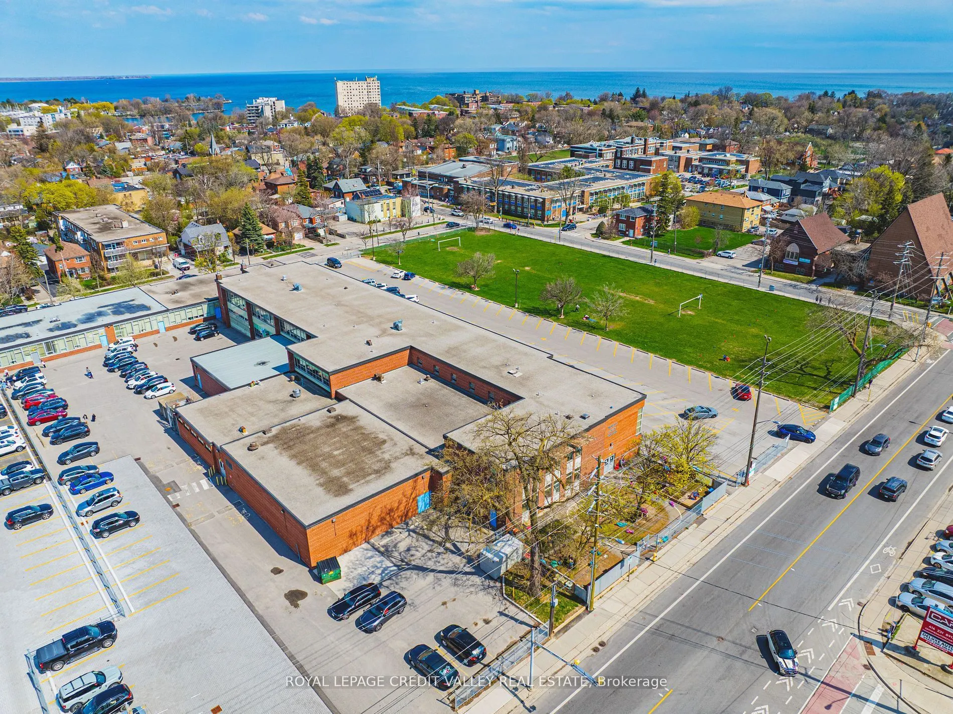 256 Royal York Road E, #116
