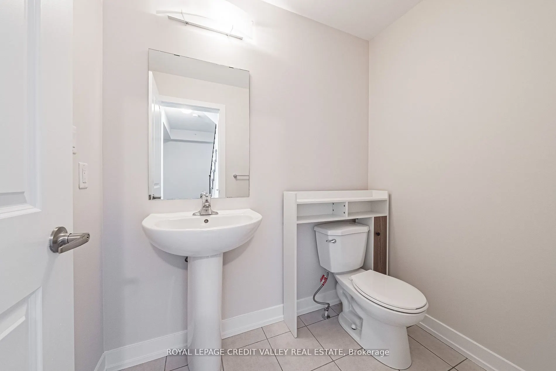 256 Royal York Road E, #116