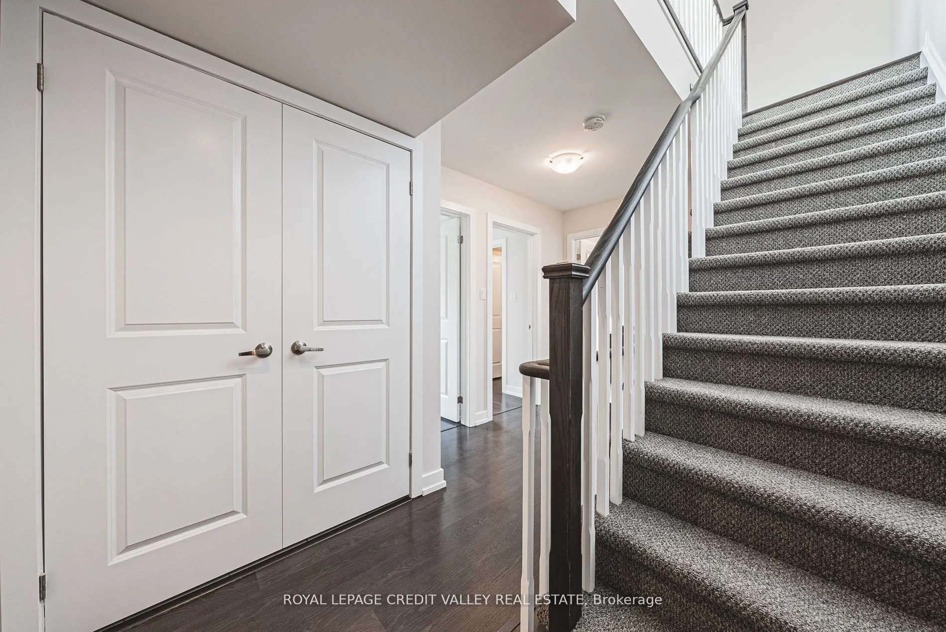 256 Royal York Road E, #116