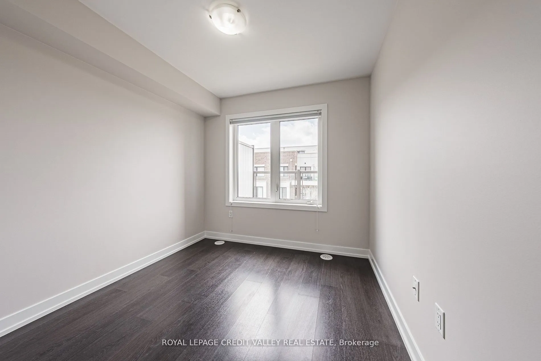 256 Royal York Road E, #116