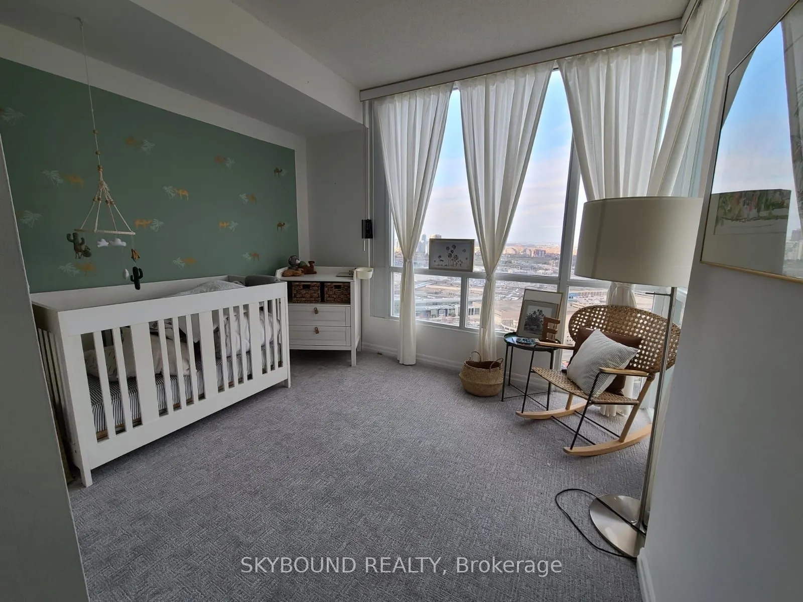 220 Burnhamthorpe Road W, #3002