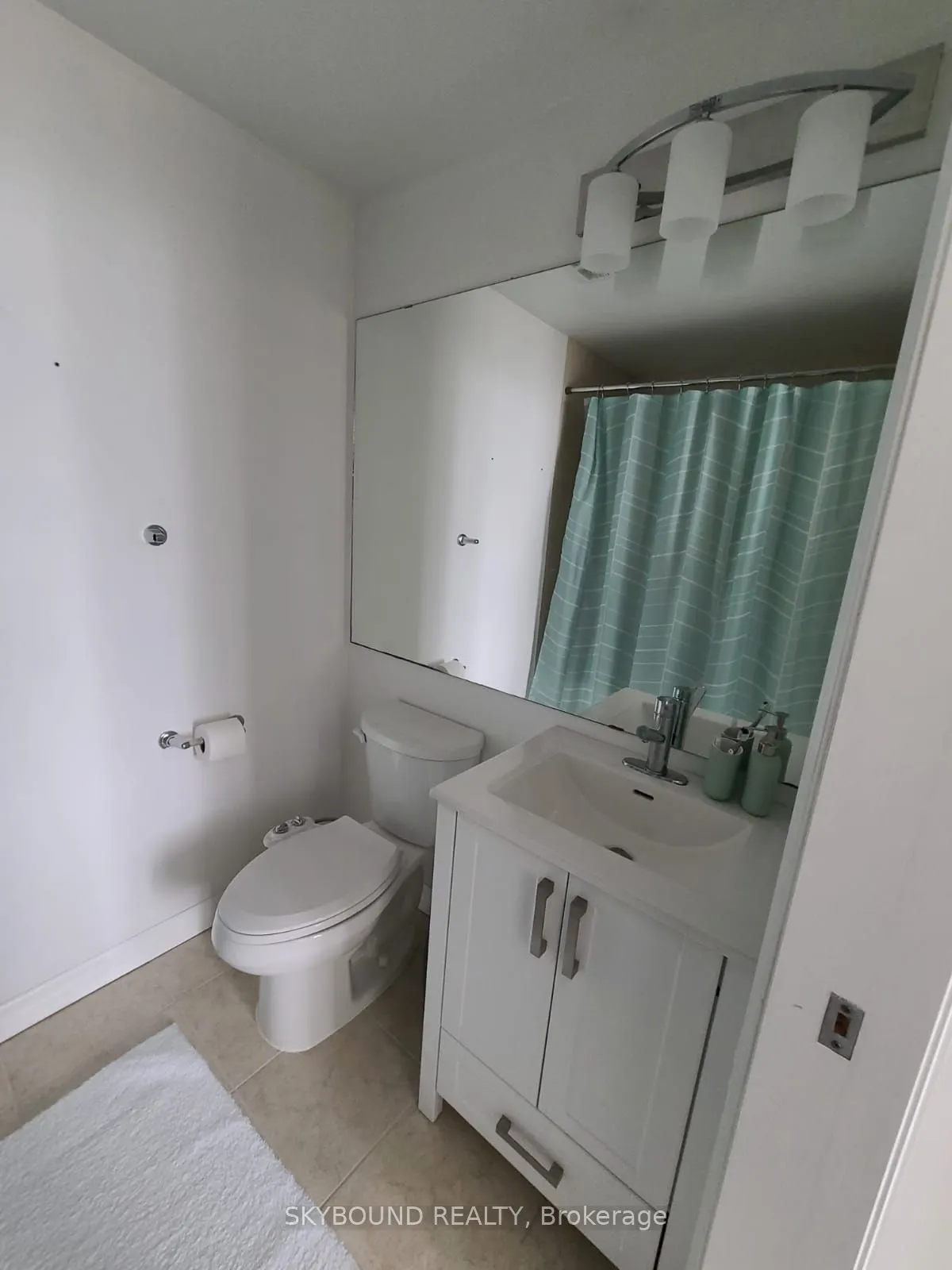 220 Burnhamthorpe Road W, #3002