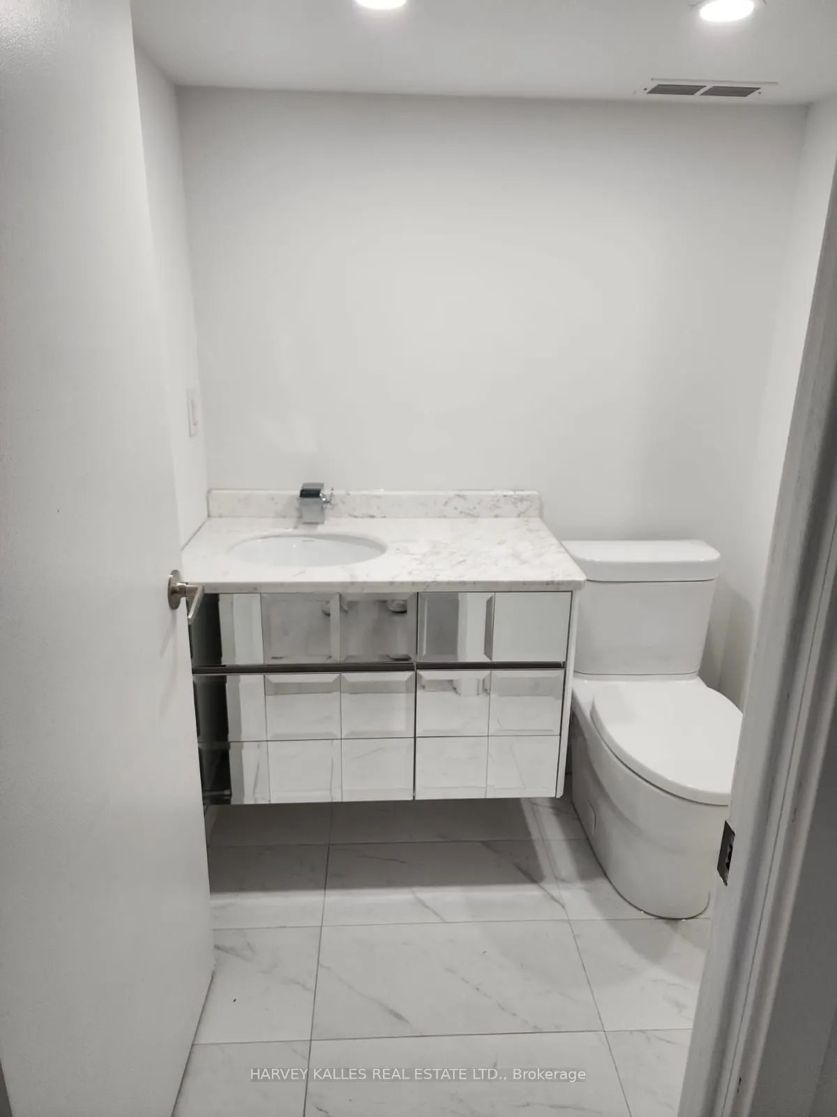 31 Fairlin Drive, #Lower