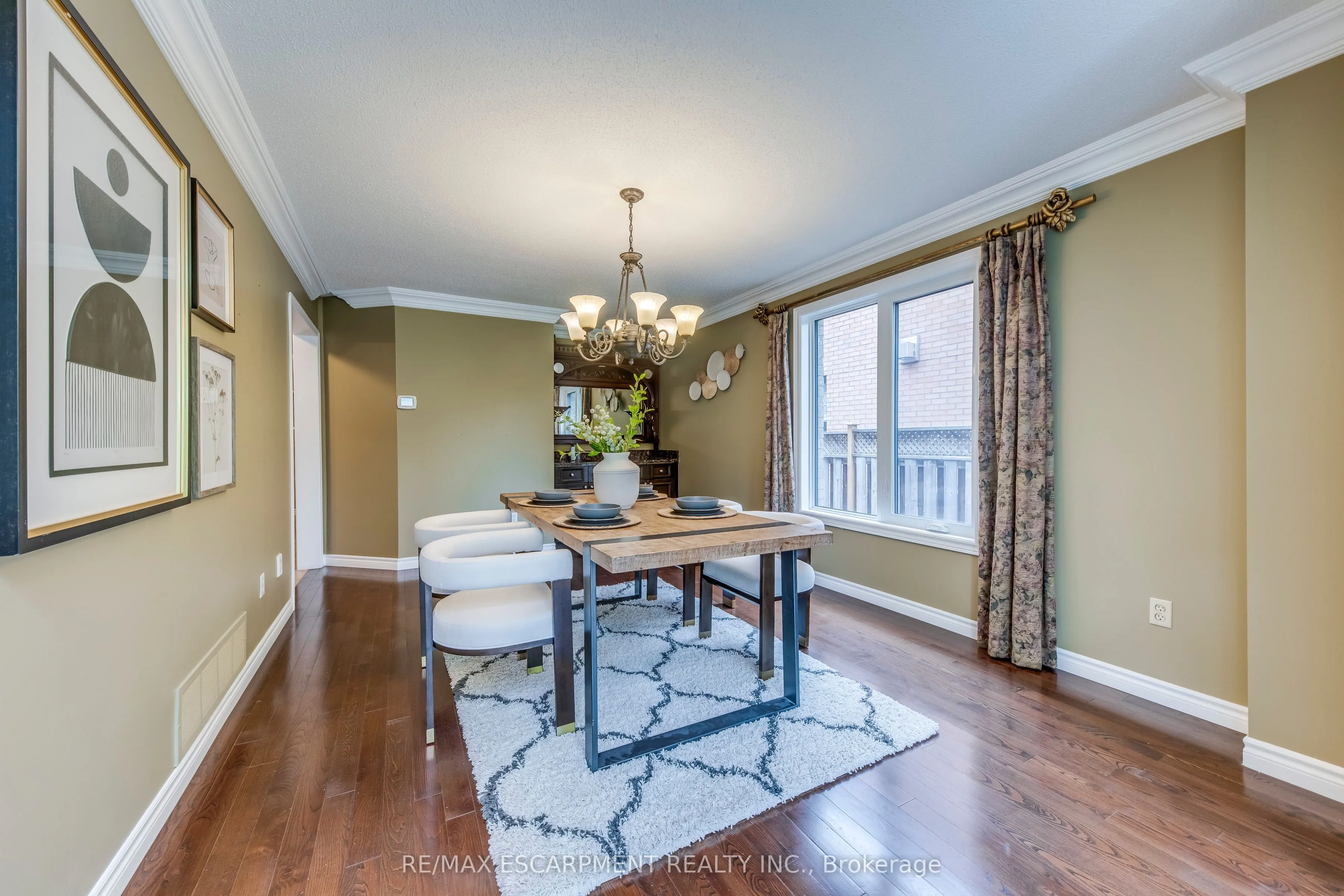 1246 Saddler Circle