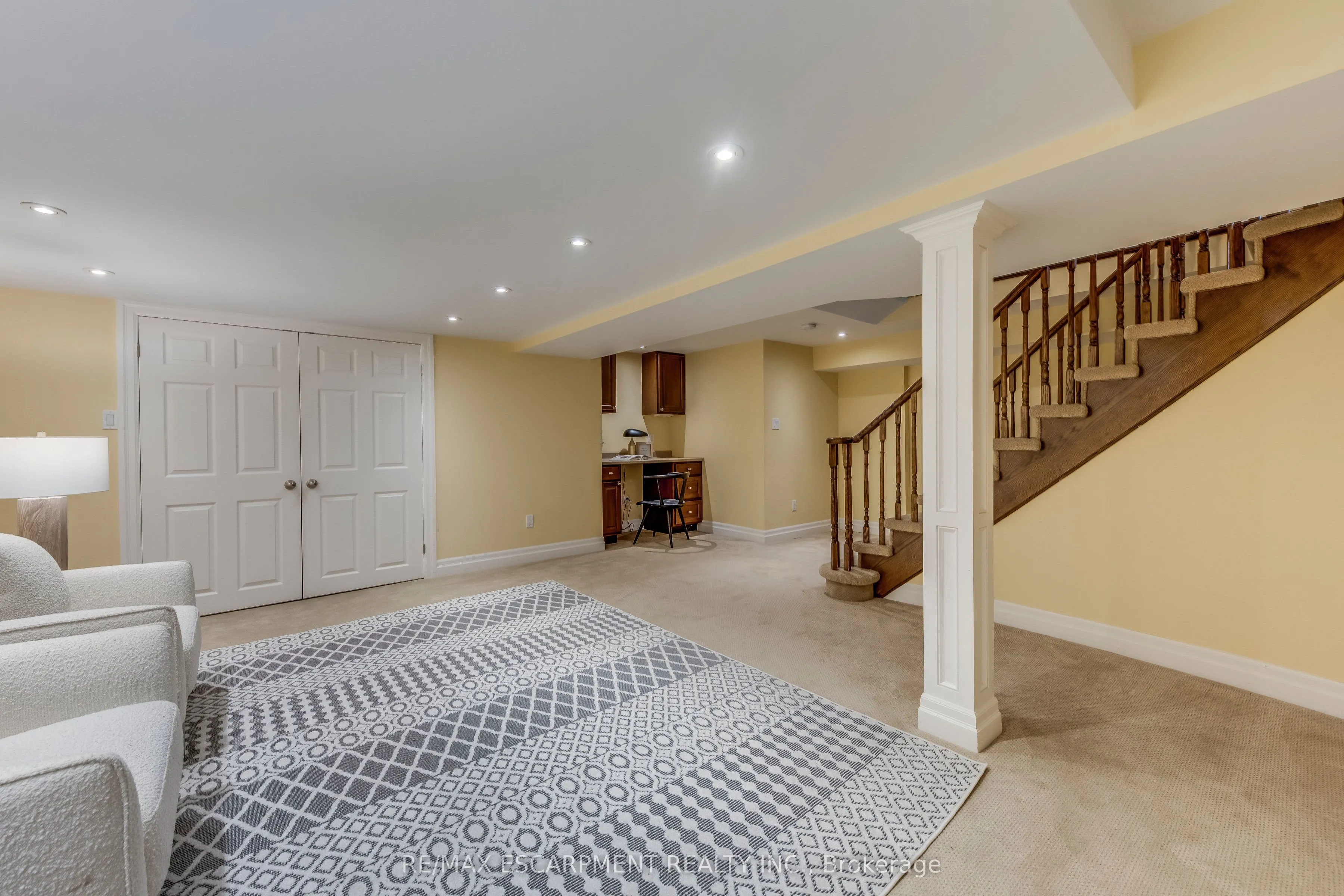 1246 Saddler Circle