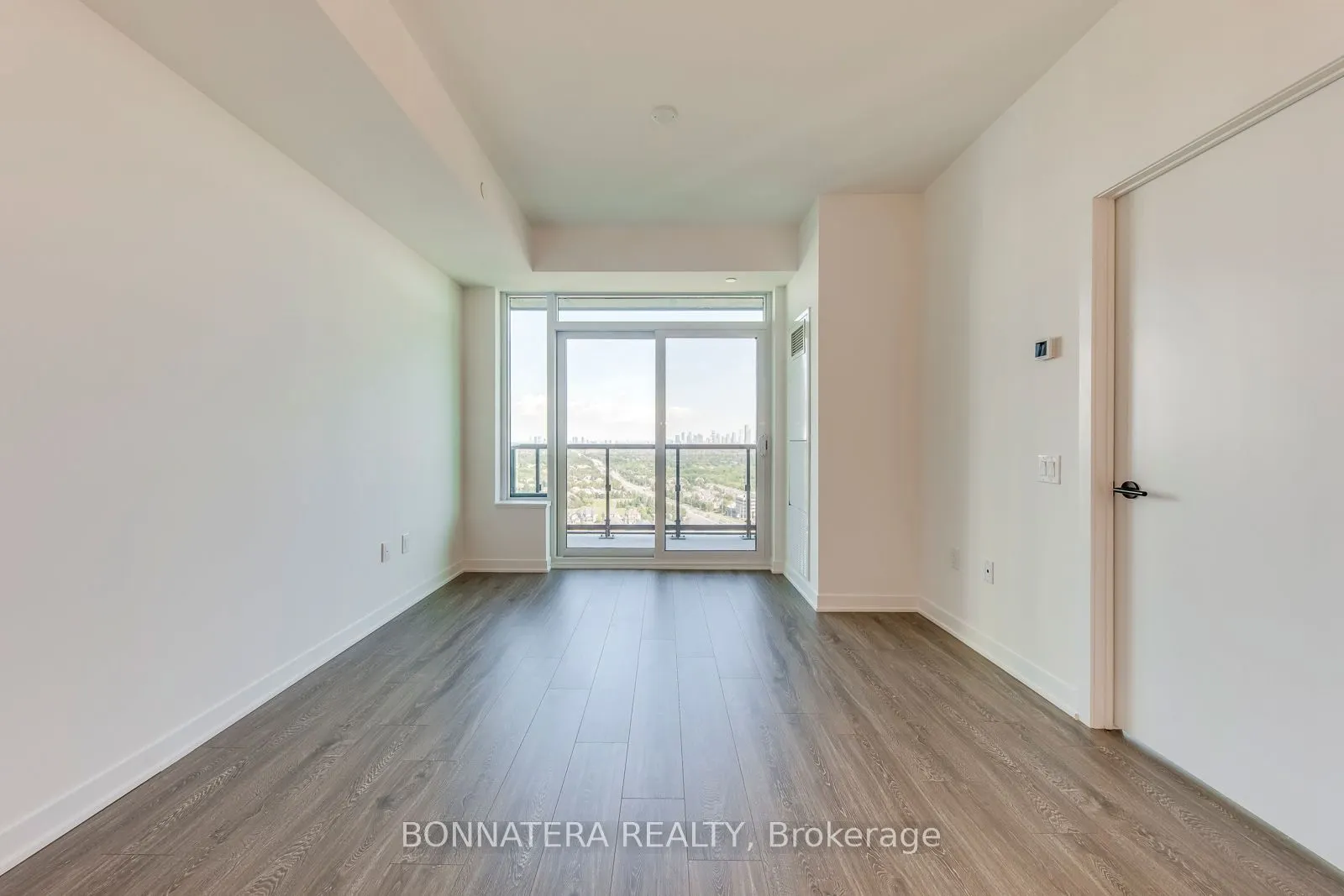 2495 Eglinton Avenue W, #2302