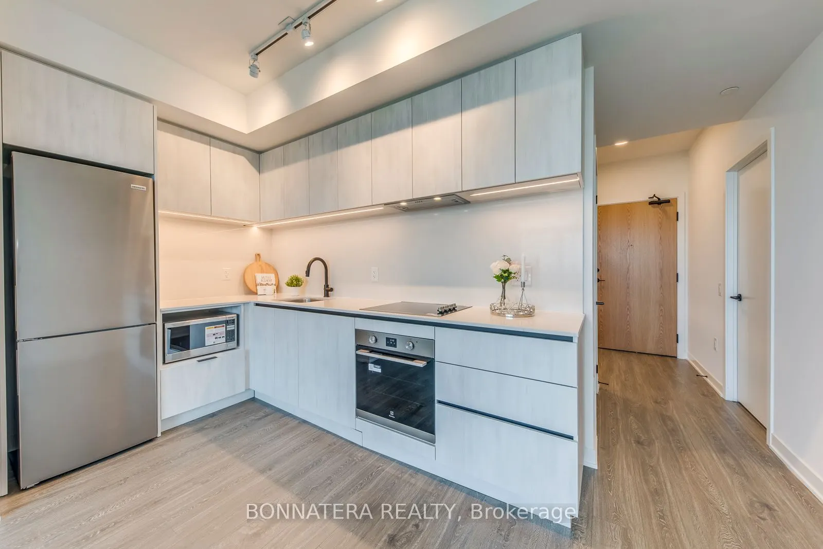 2495 Eglinton Avenue W, #2302