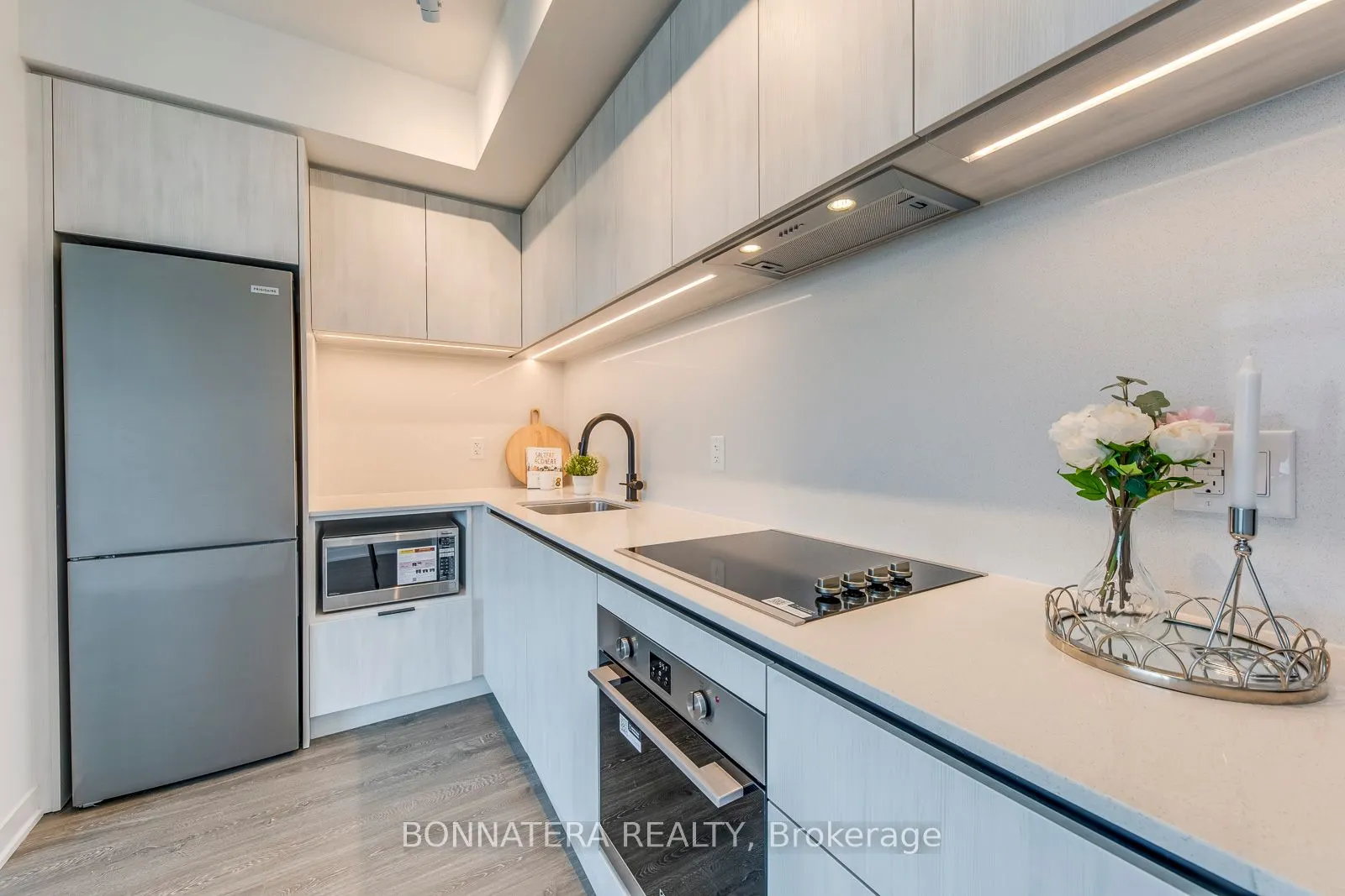 2495 Eglinton Avenue W, #2302