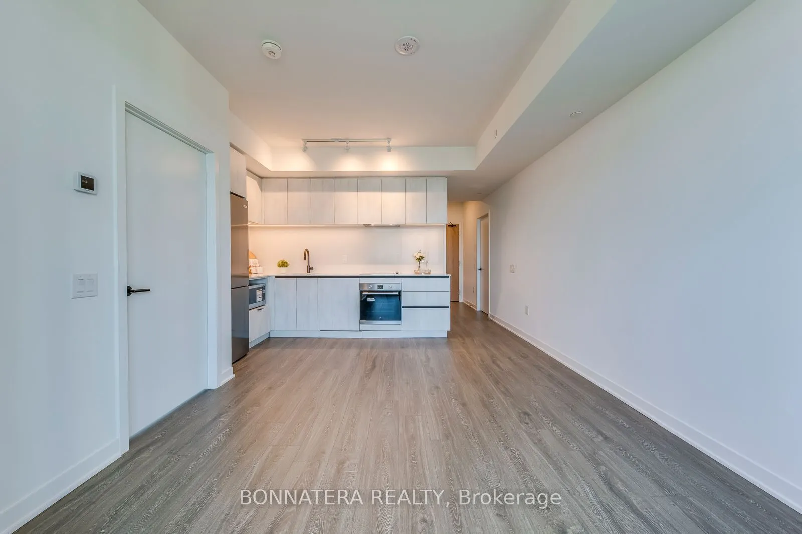 2495 Eglinton Avenue W, #2302