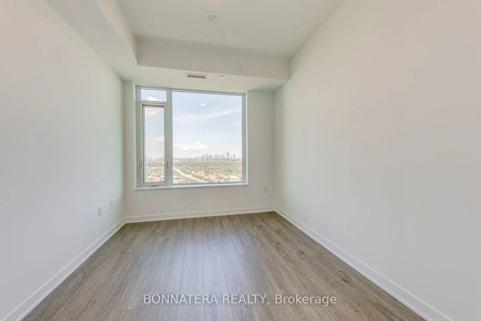 2495 Eglinton Avenue W, #2302