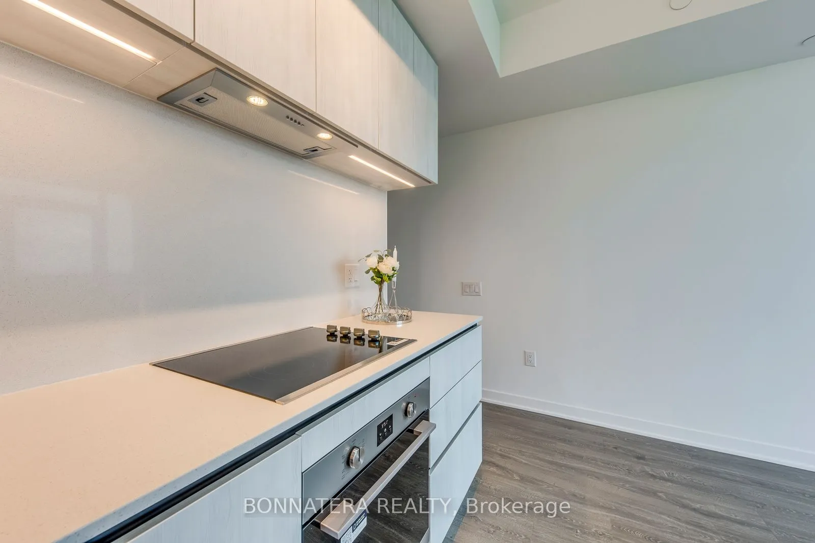 2495 Eglinton Avenue W, #2302