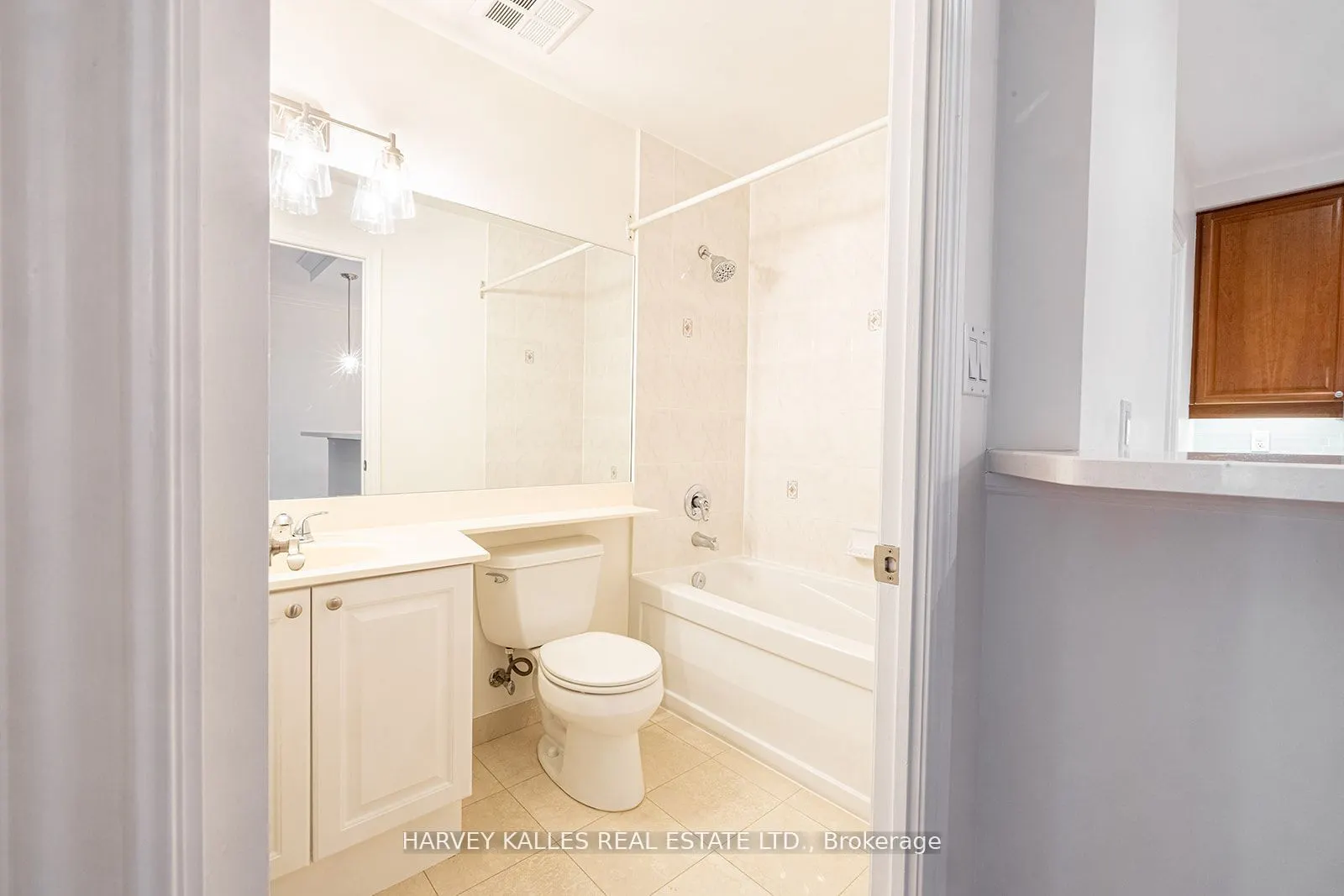 2 Aberfoyle Crescent, #412