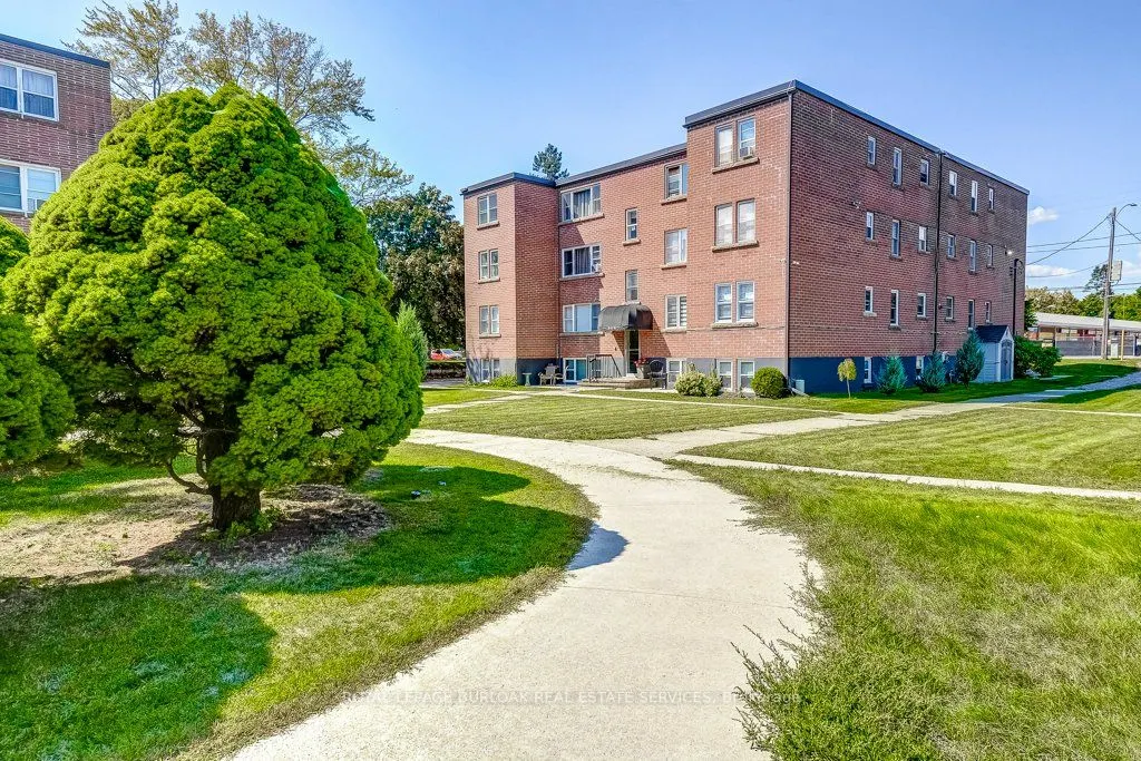 2418 New Street, #1