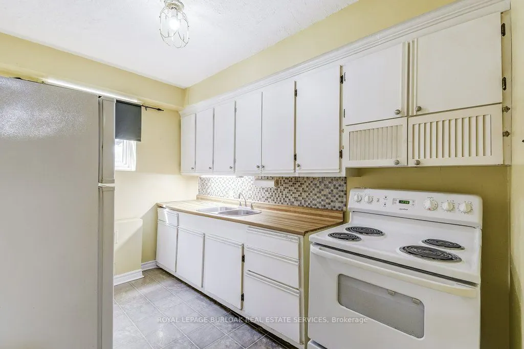 2418 New Street, #1