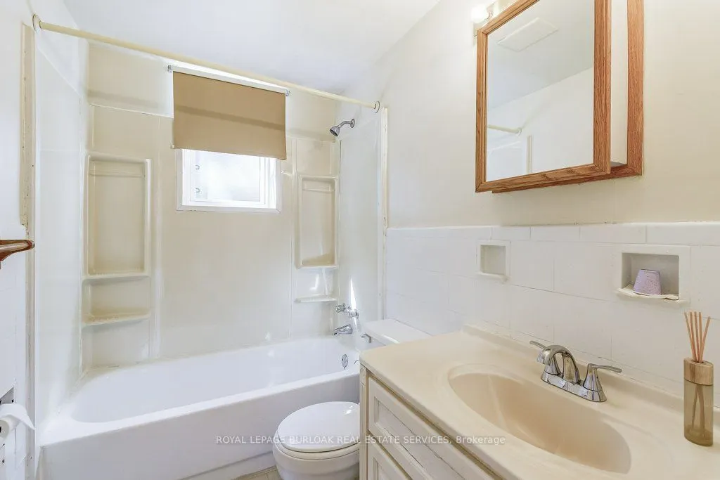 2418 New Street, #1