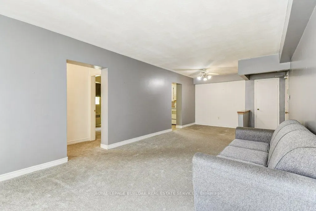 2418 New Street, #1
