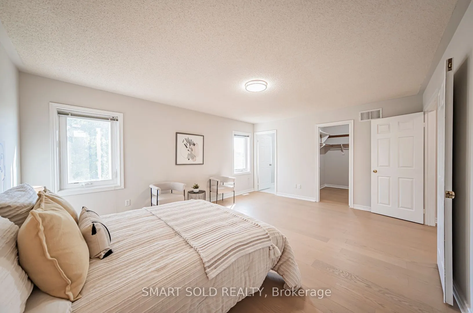5685 Bell Harbour Drive