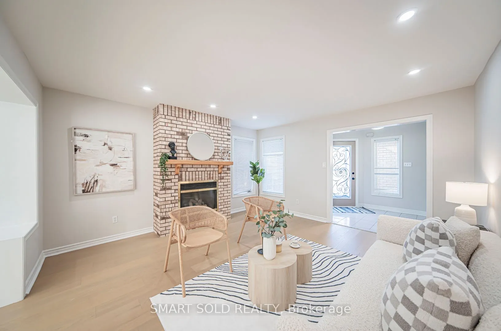 5685 Bell Harbour Drive