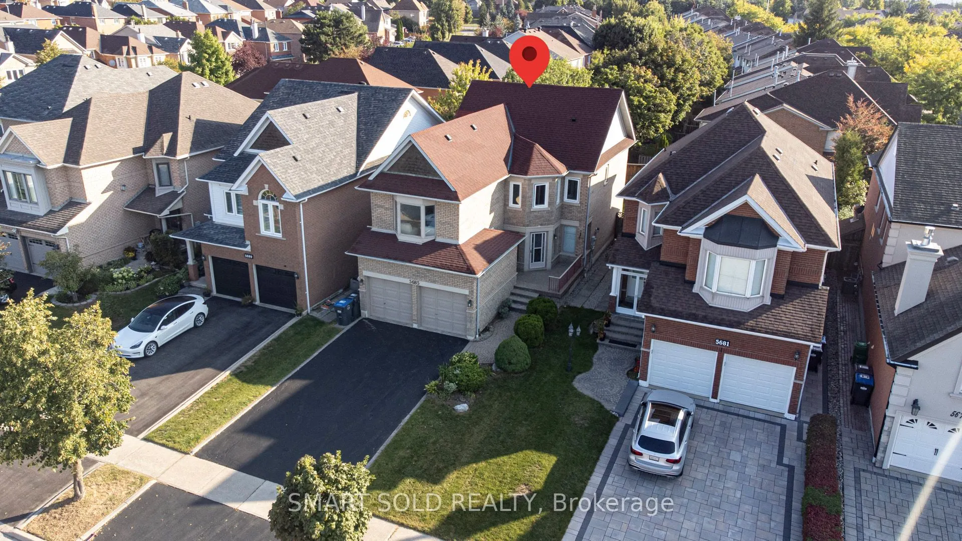 5685 Bell Harbour Drive