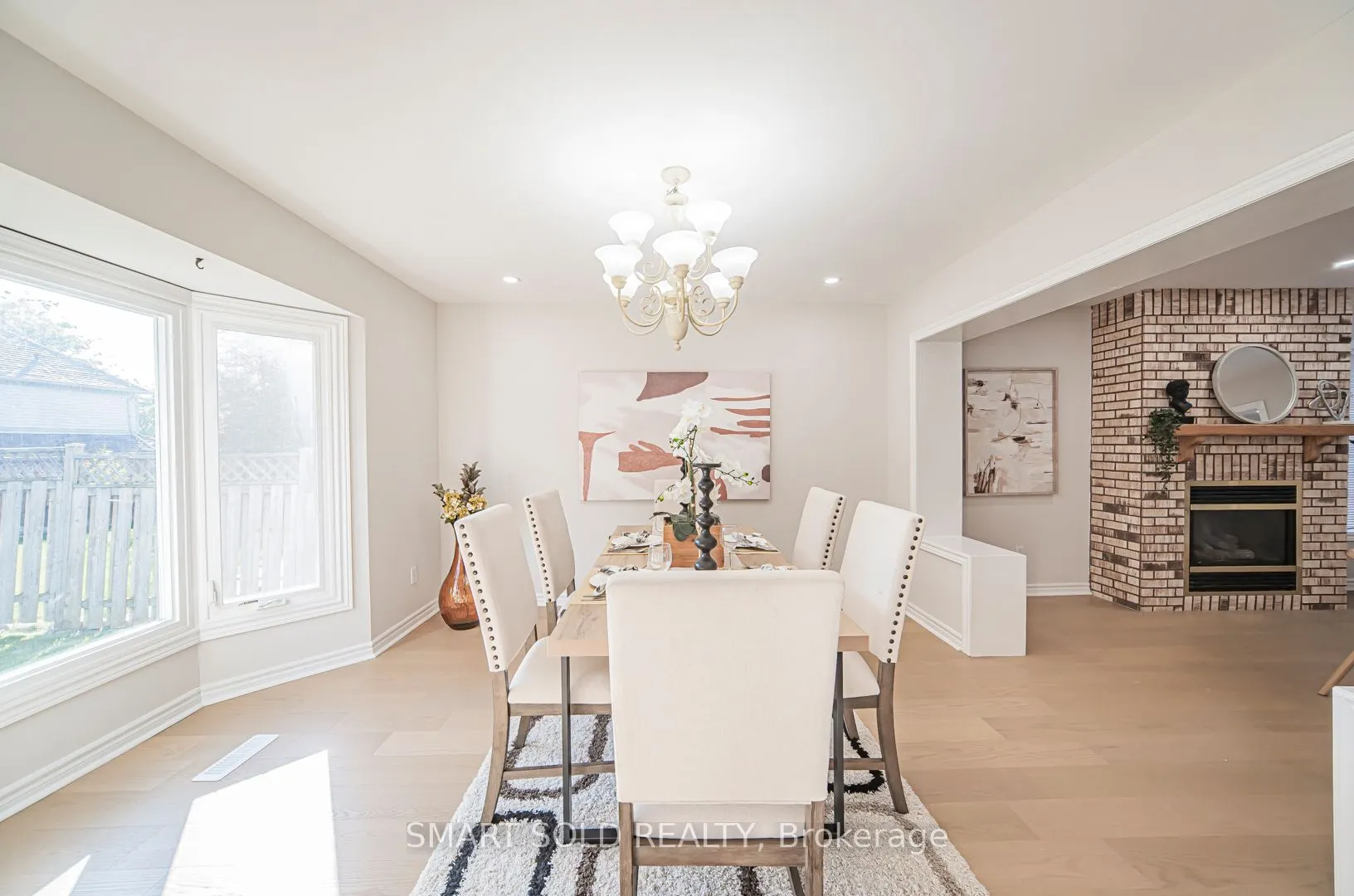 5685 Bell Harbour Drive