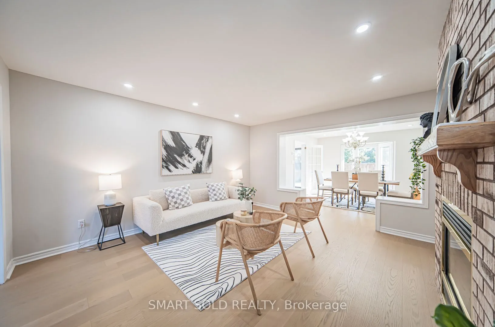 5685 Bell Harbour Drive