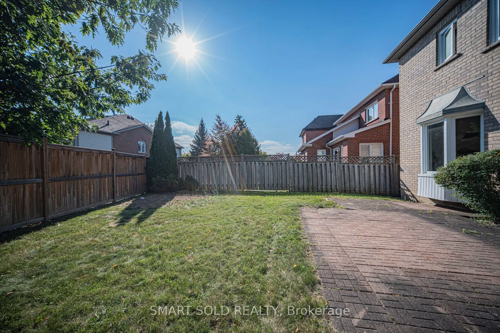5685 Bell Harbour Drive