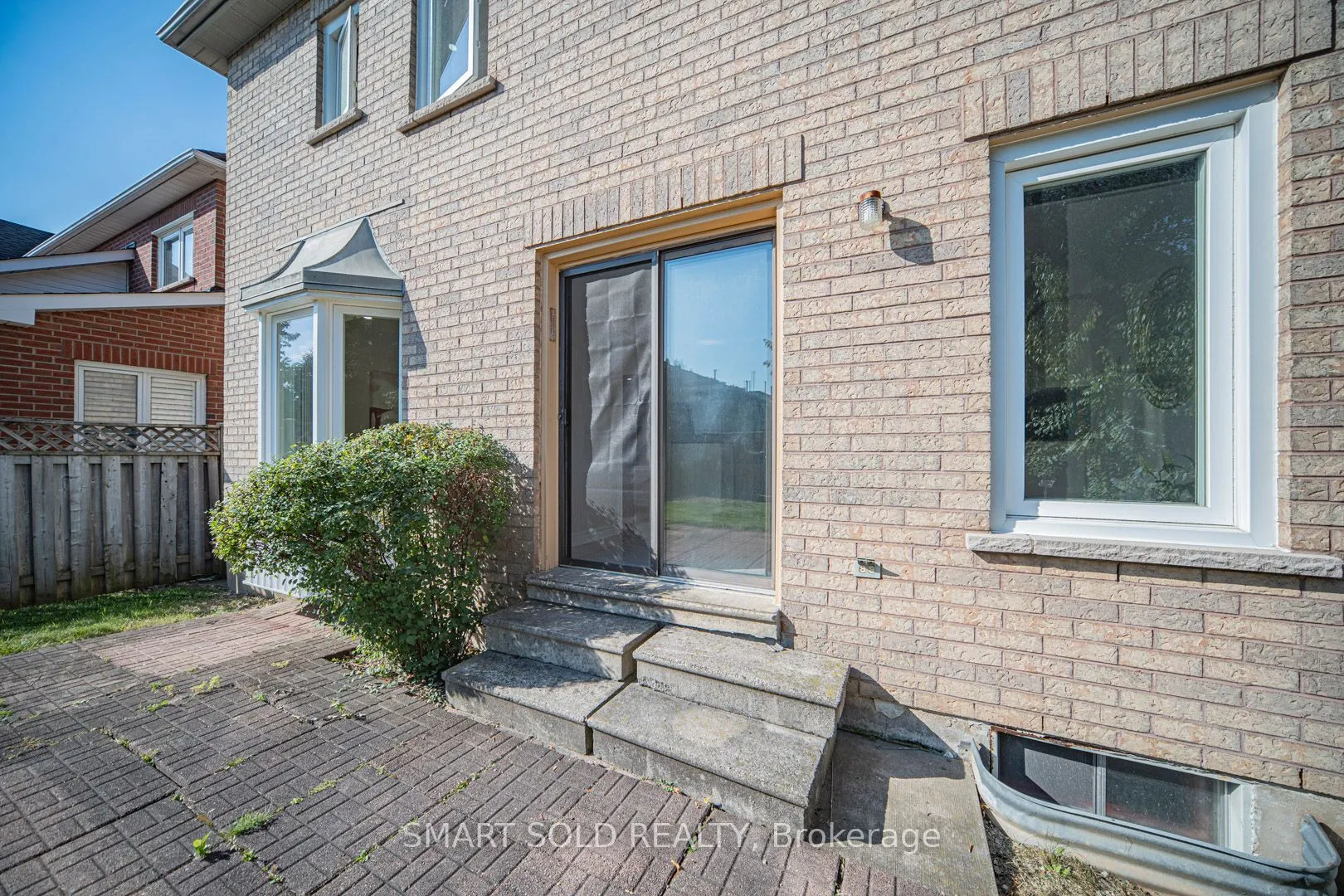 5685 Bell Harbour Drive