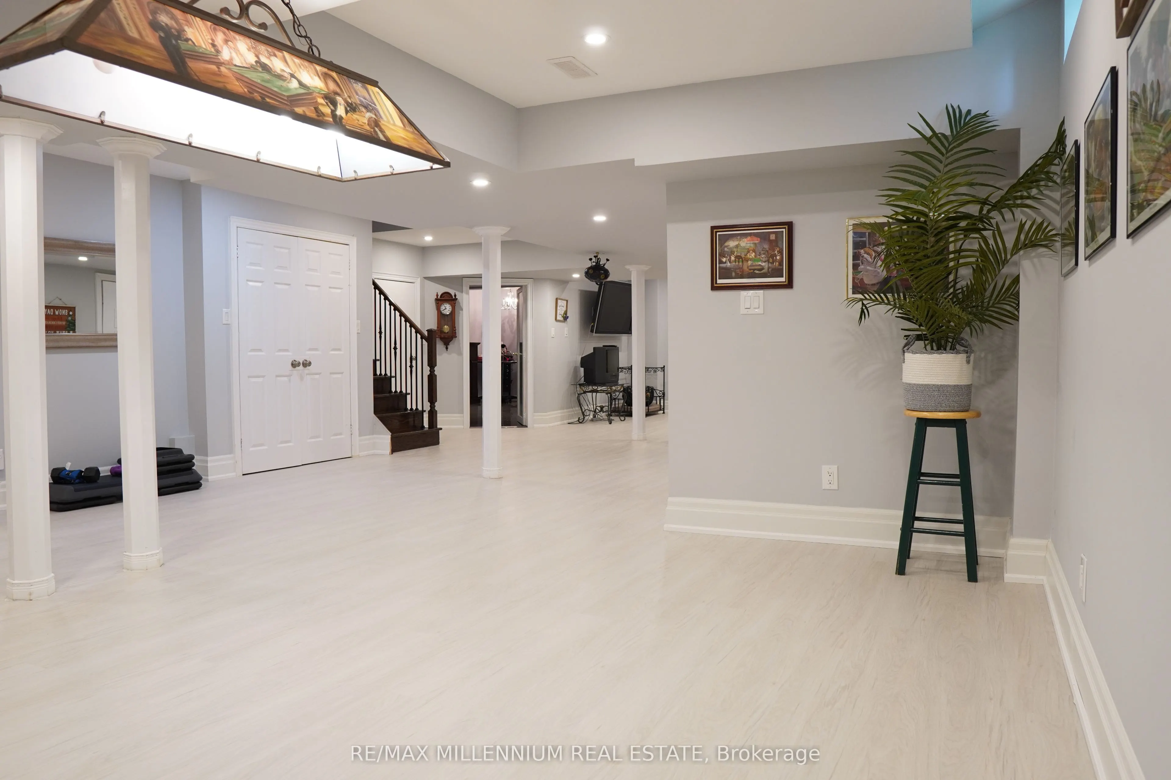 40 Rampart Drive