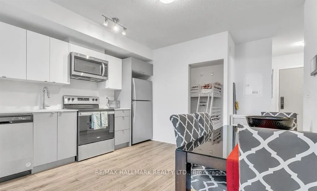 3210 Dakota Common, #A414