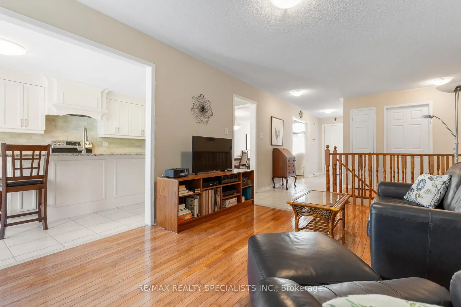 27 Bowman Street