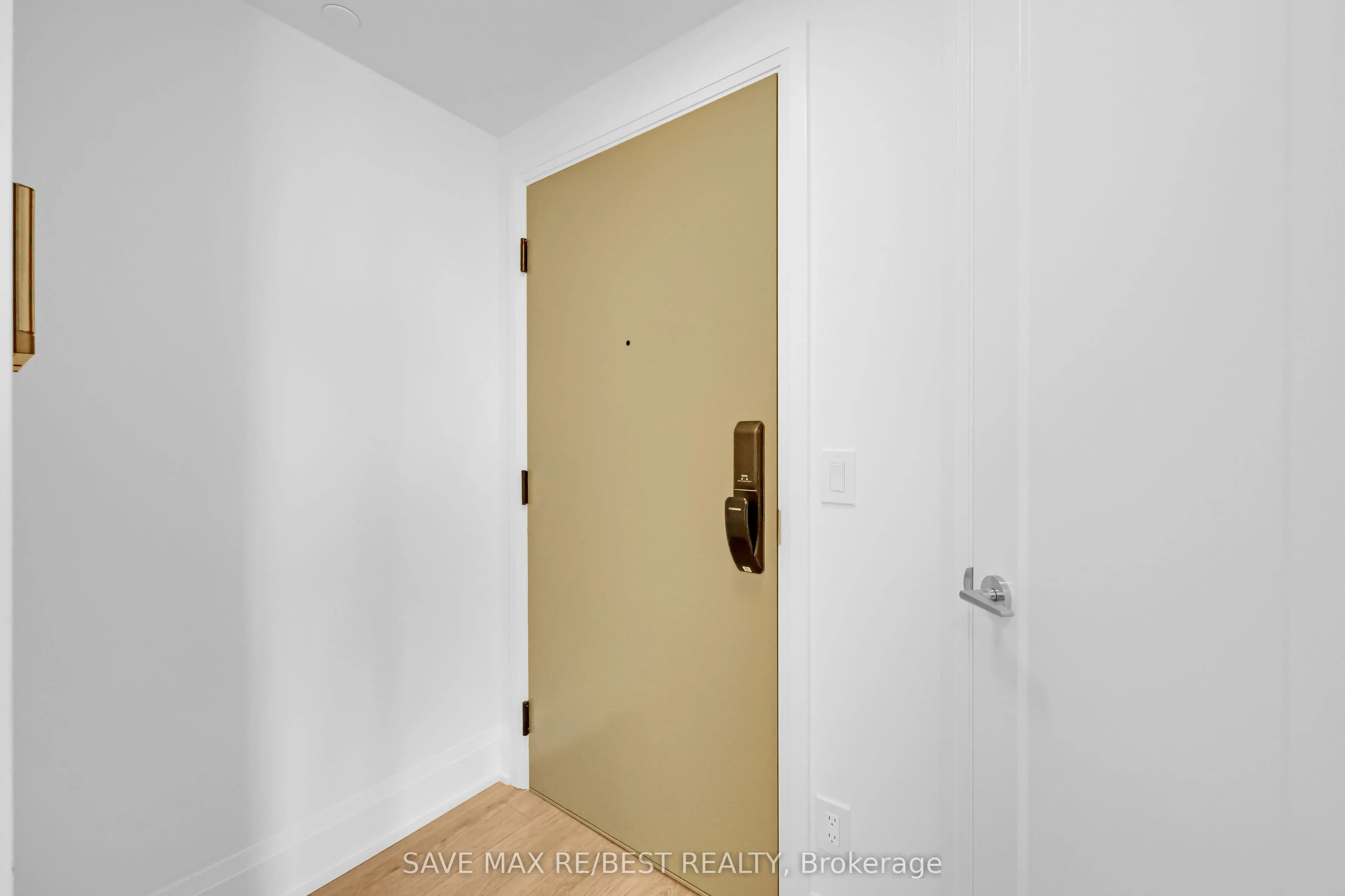 3079 Trafalgar Road, #1203