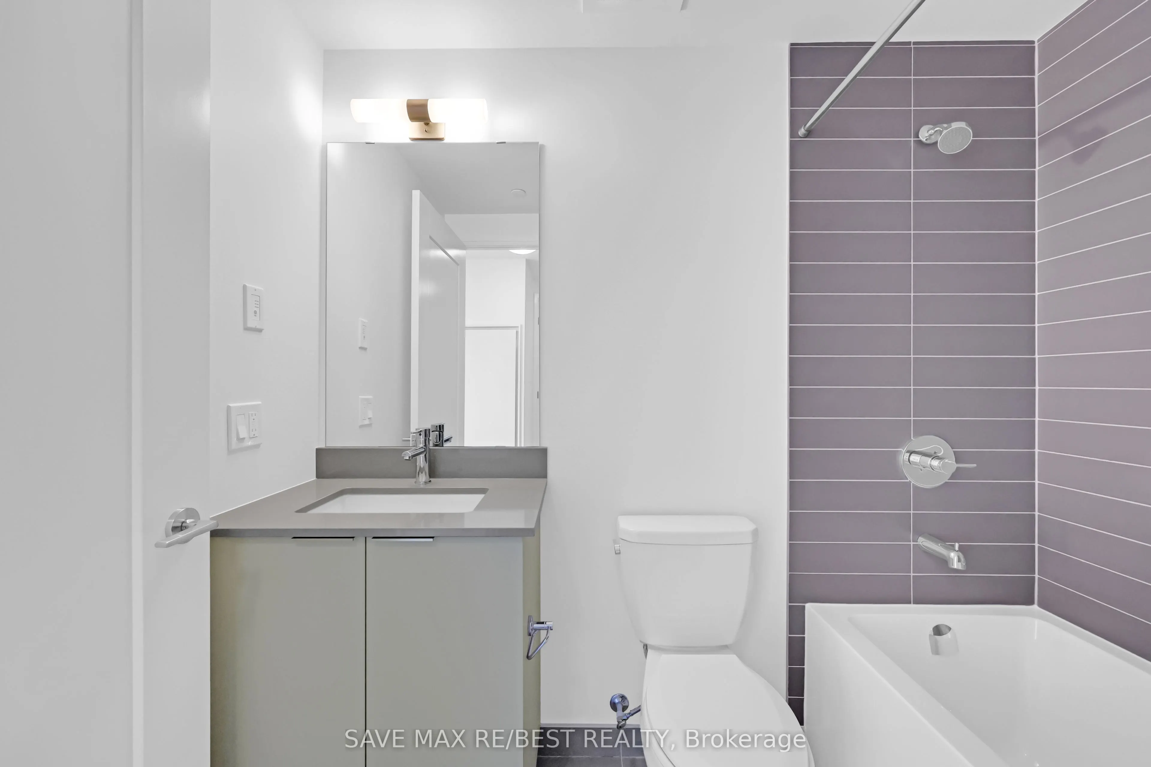 3079 Trafalgar Road, #1203