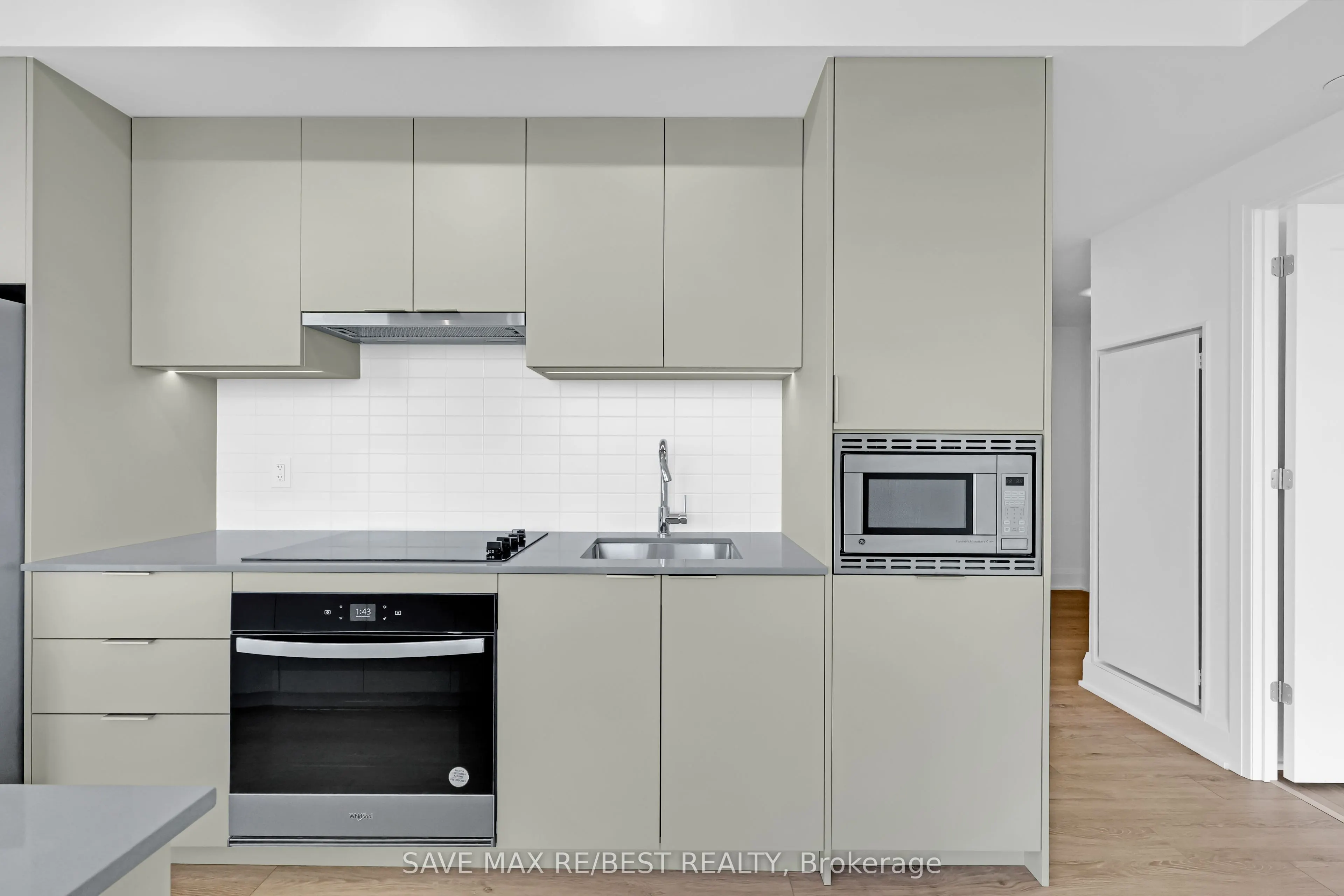 3079 Trafalgar Road, #1203