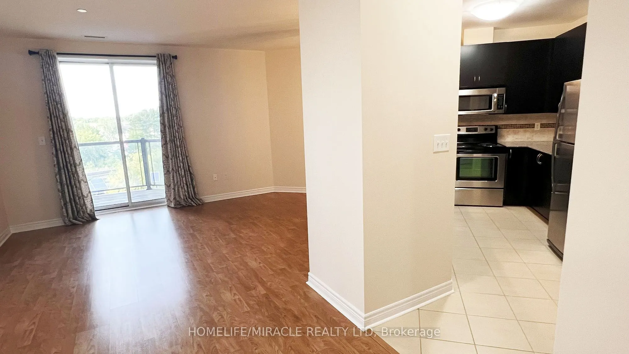 383 Main St E, #502