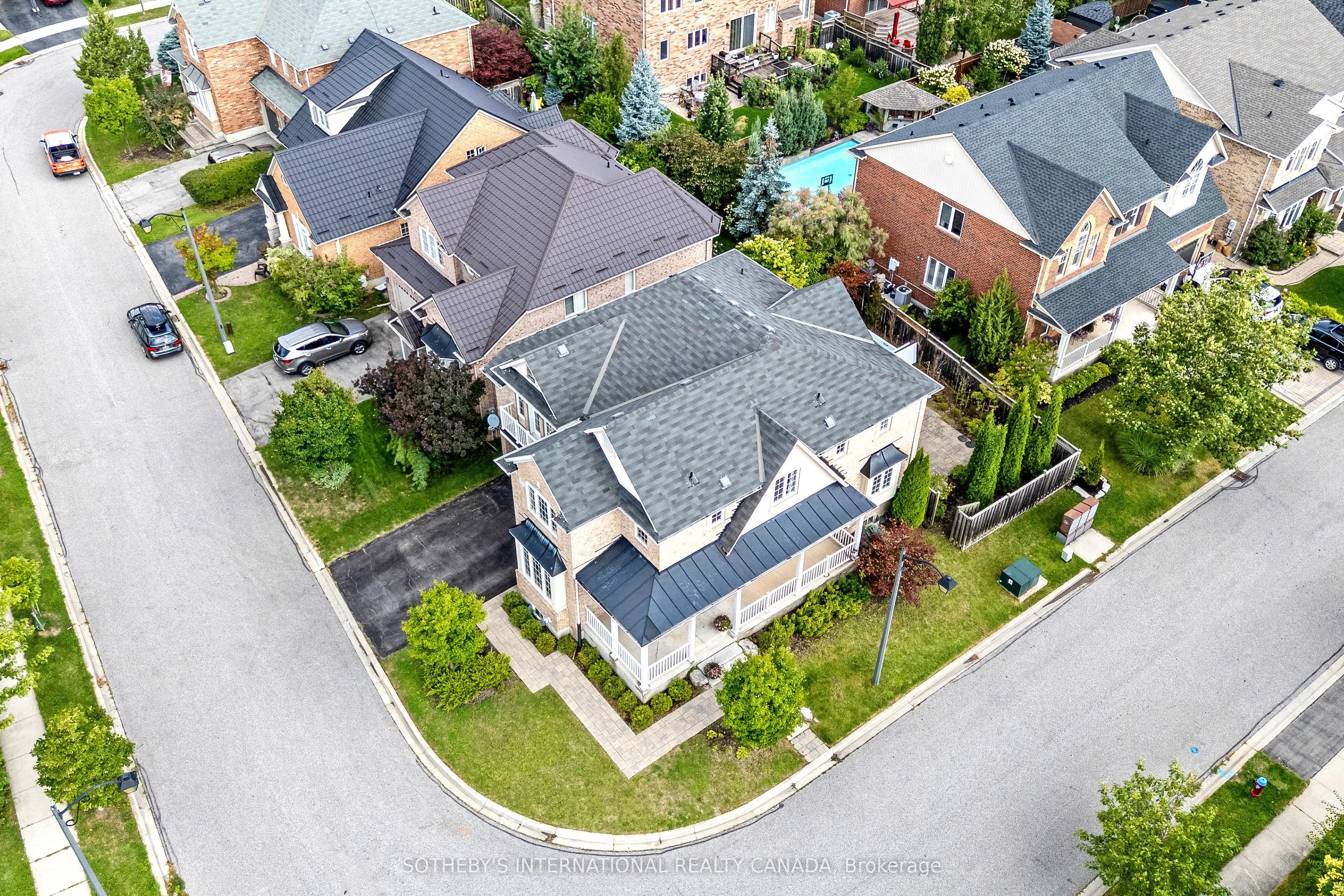 465 Cusick Circle