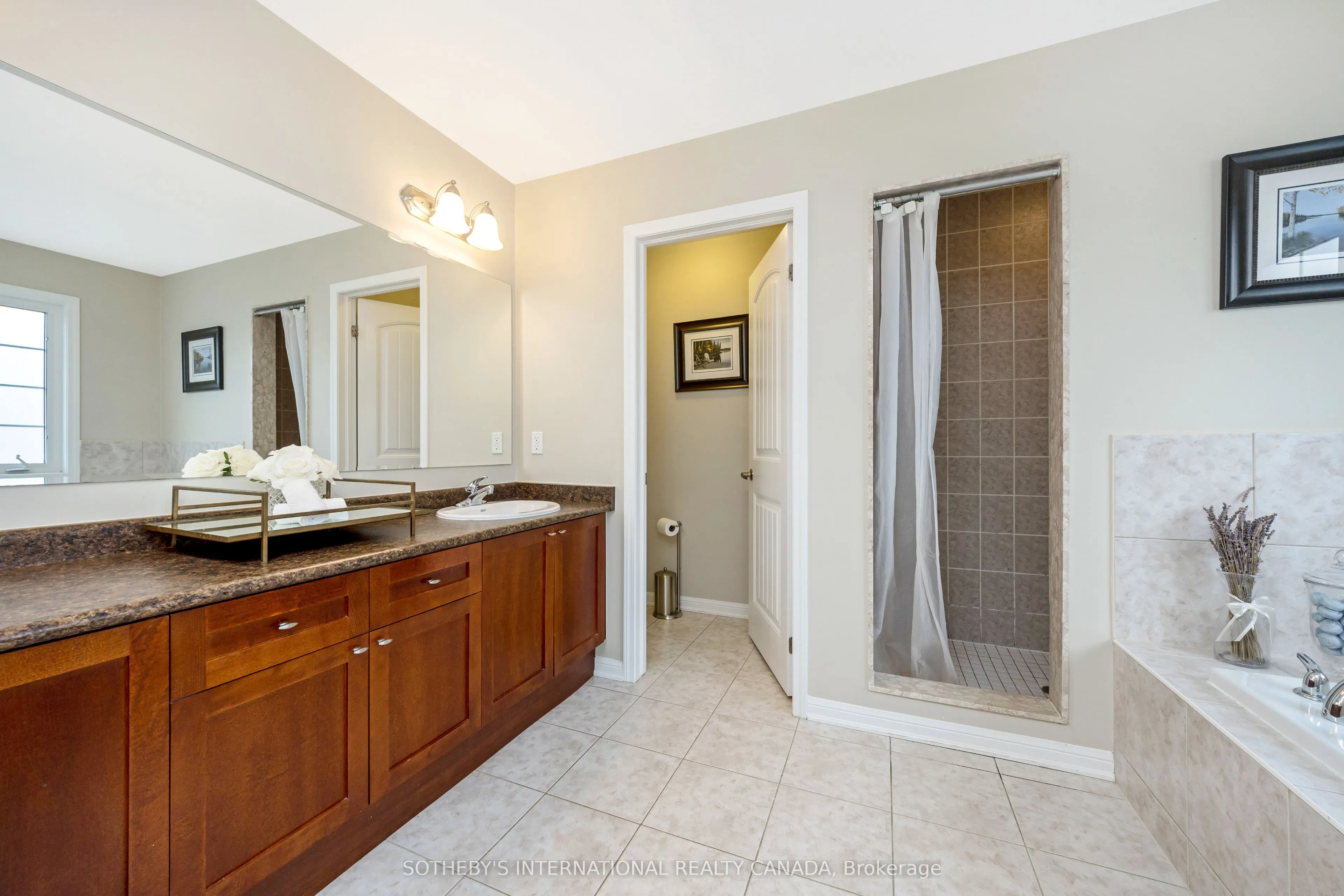 465 Cusick Circle