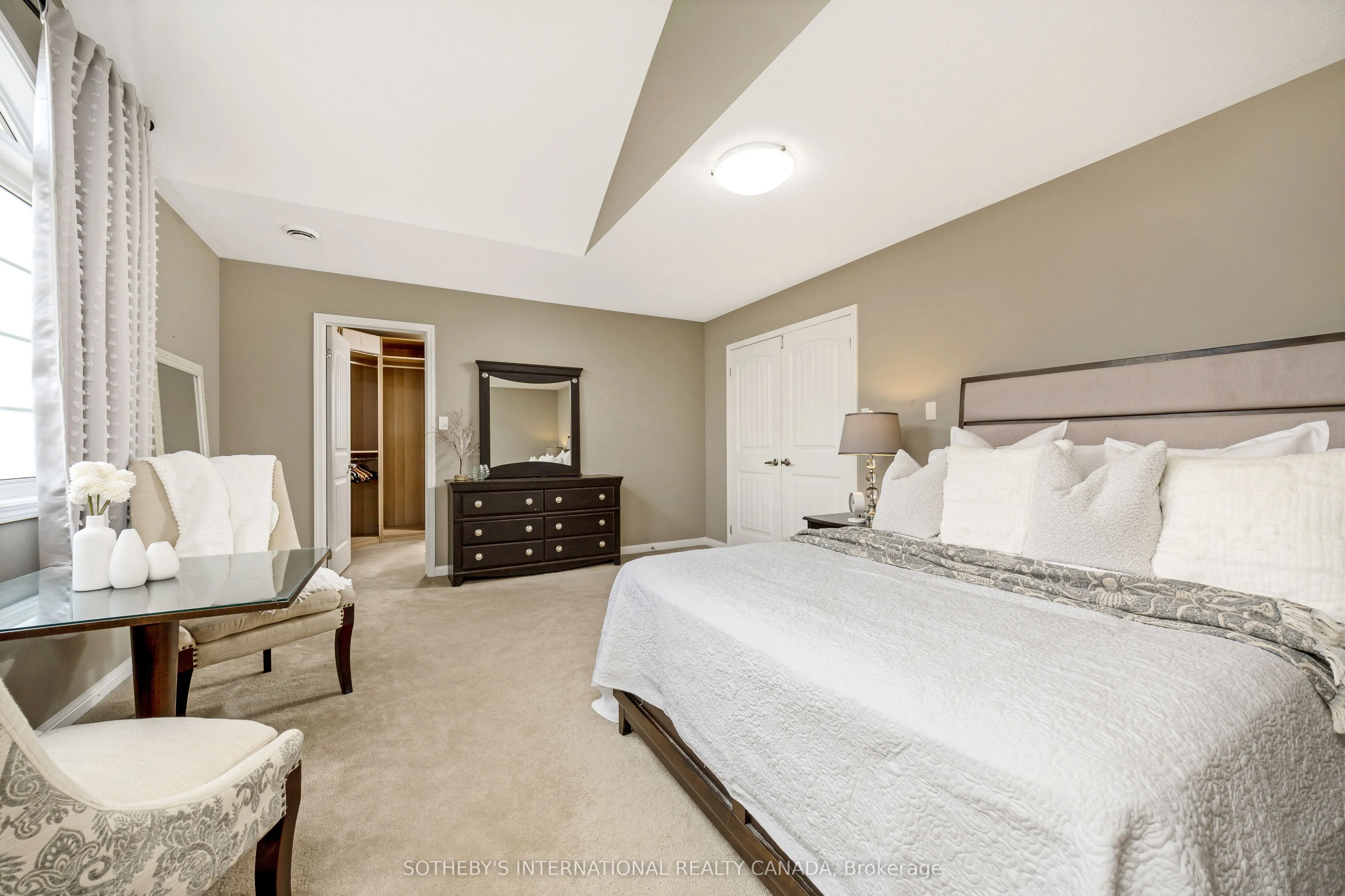 465 Cusick Circle