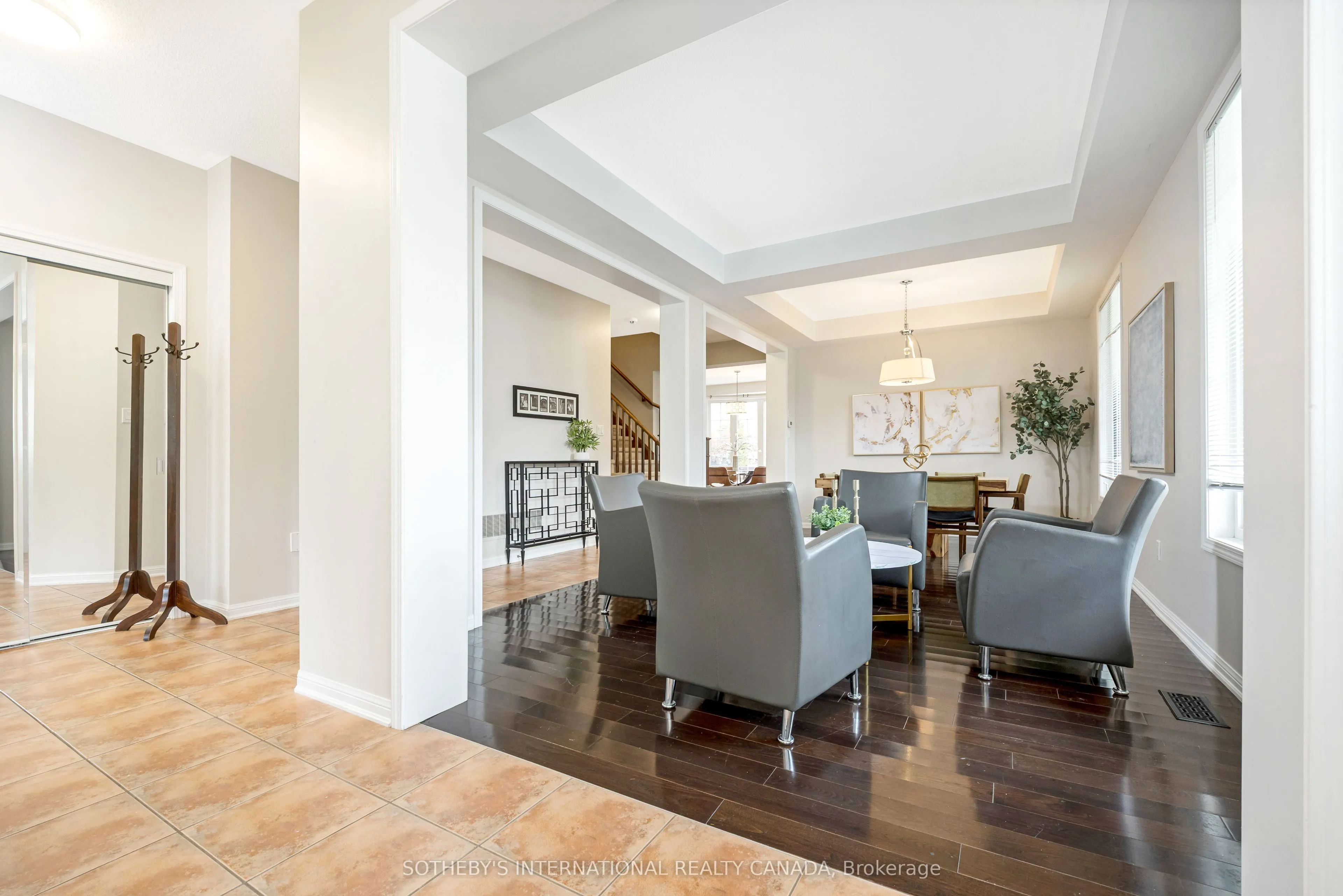 465 Cusick Circle