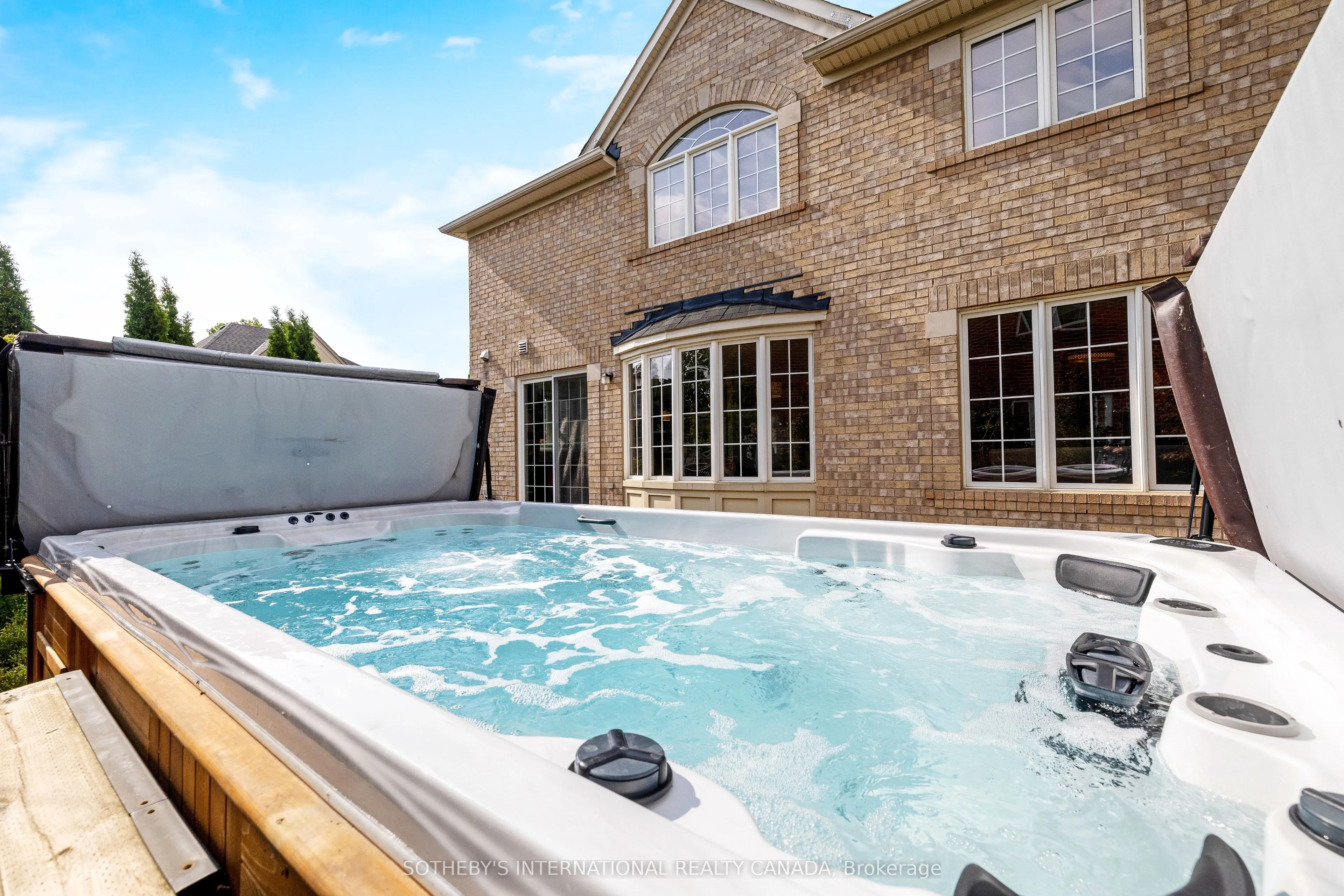 465 Cusick Circle